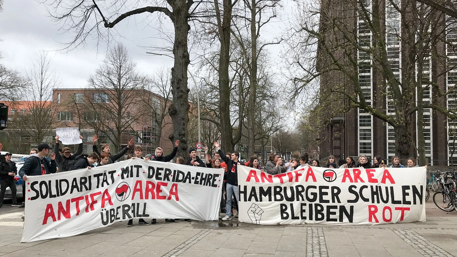 50 Jahre Beutelsbacher Konsens: Was Zustimmung bei SPD und CDU fand, nutzt heute die AfD