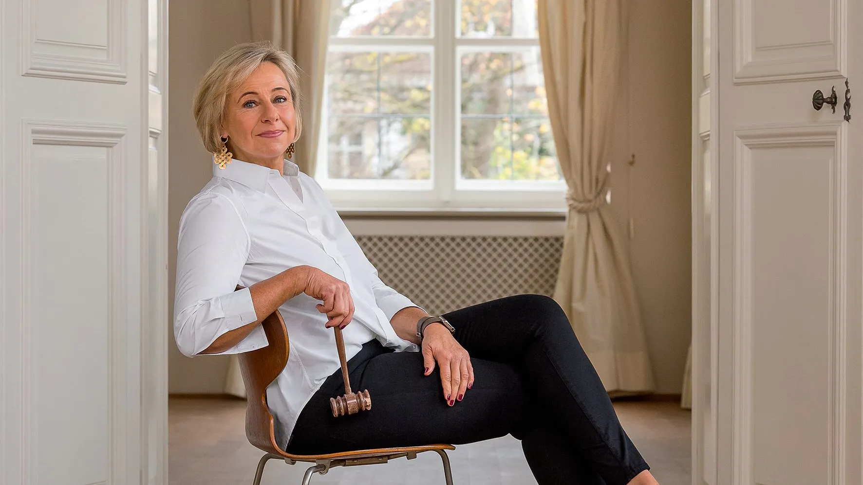 Bild: Kunsthändlerin Katrin Stoll: „Ein neues Auktionshaus würde ich im Gewerbegebiet eröffnen“