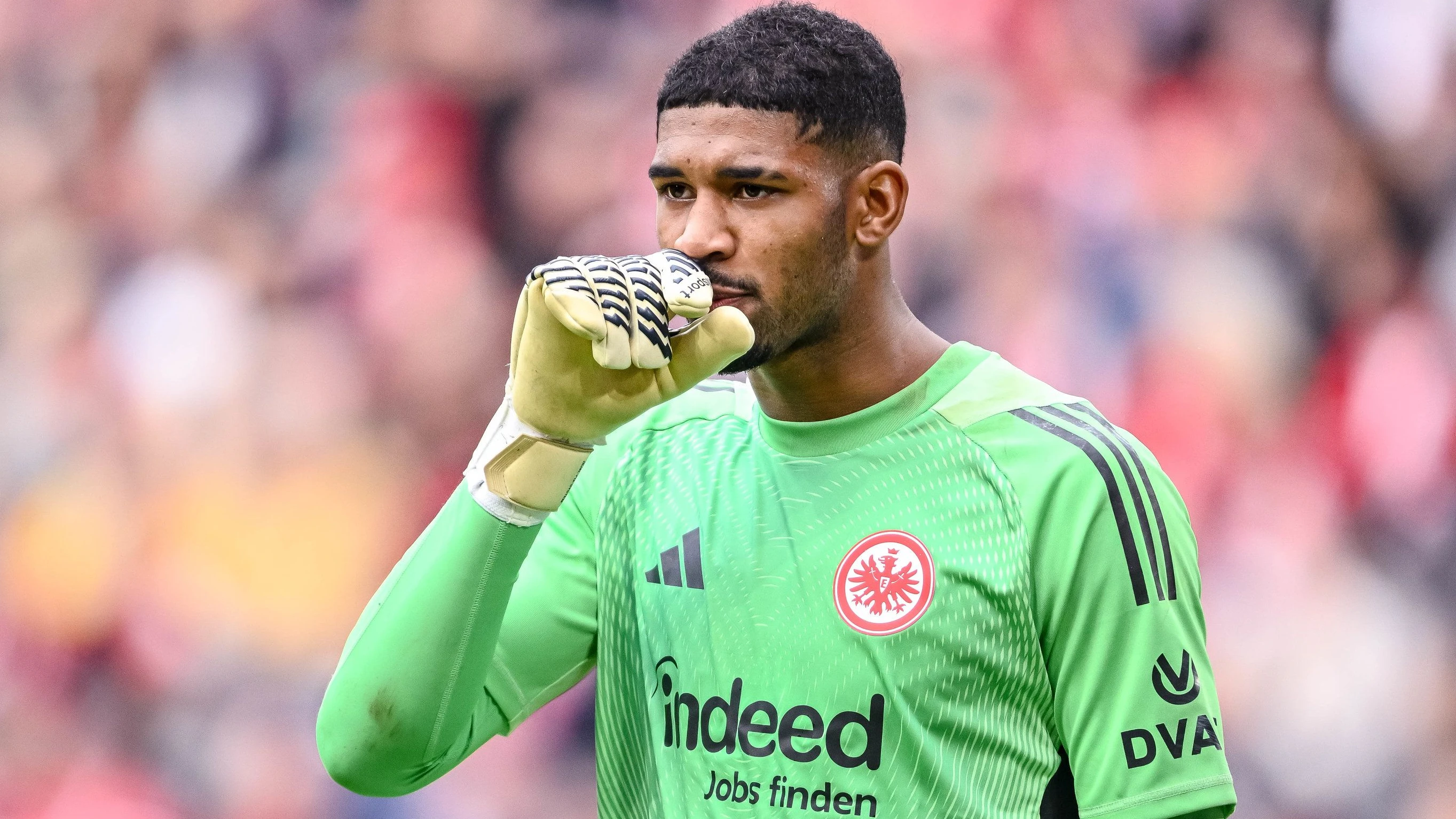 Kauã Santos wieder Nummer eins: Das steckt hinter dem nächsten Torhüterwechsel bei der Eintracht Kauã Santos wieder Nummer eins: Das steckt hinter dem nächsten Torhüterwechsel bei der Eintracht