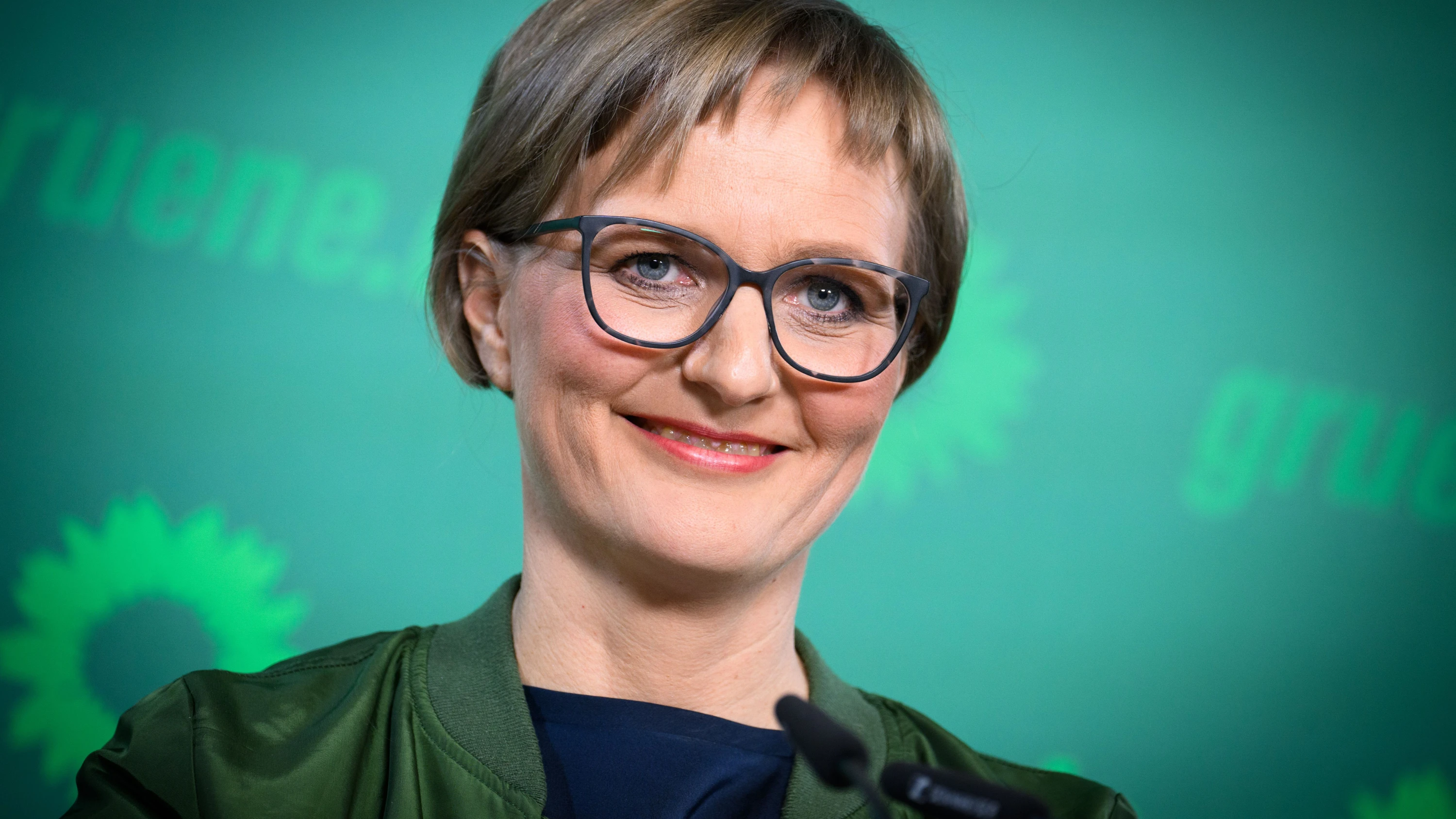 Grünen-Chefin: „Wir Grünen haben die Rotation vor vierzig Jahren abgeschafft“