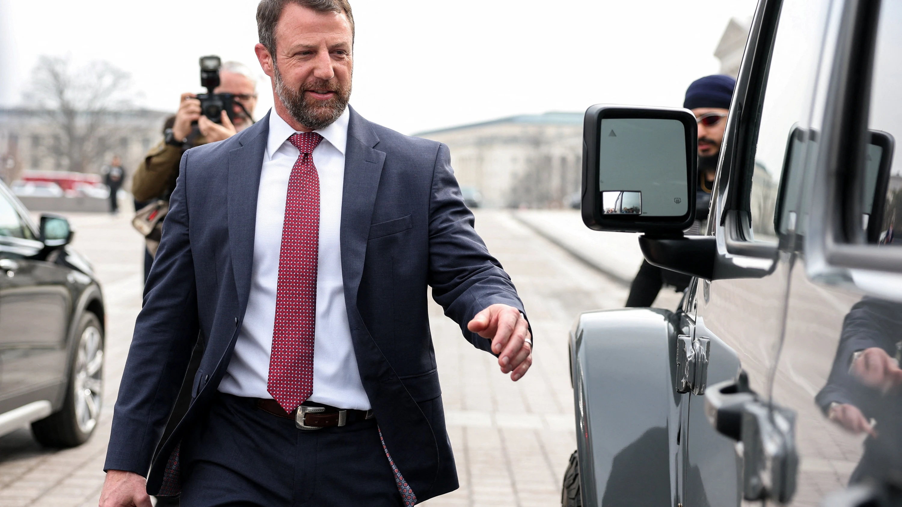 Trump Feuert Kristi Noem: Ein „MAGA-Krieger“ fürs Heimatschutzministerium