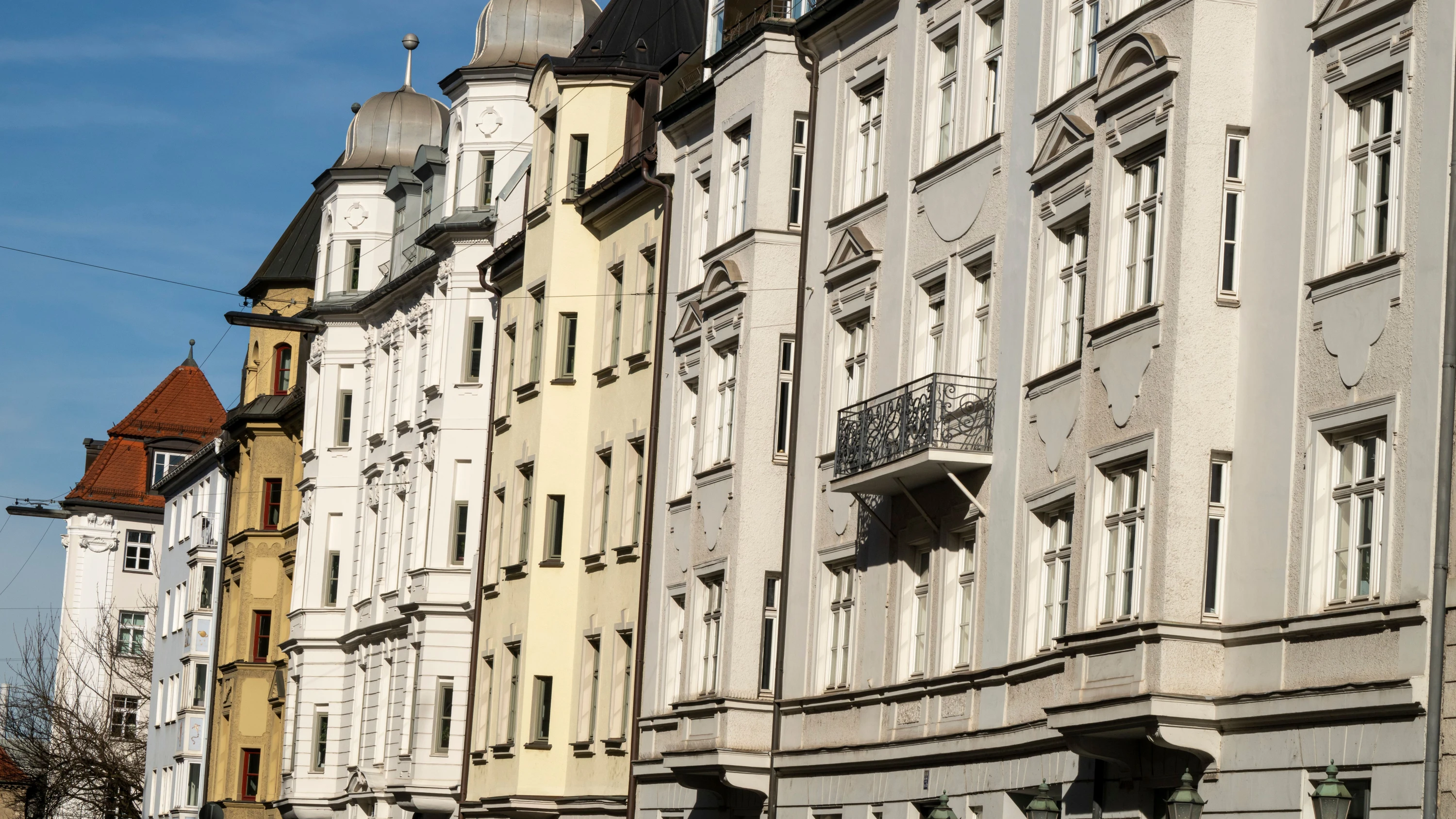 87.000 Euro weniger Rendite: Selbstnutzer von Immobilien gegenüber Vermietern steuerlich benachteiligt 87.000 Euro weniger Rendite: Selbstnutzer von Immobilien gegenüber Vermietern steuerlich benachteiligt