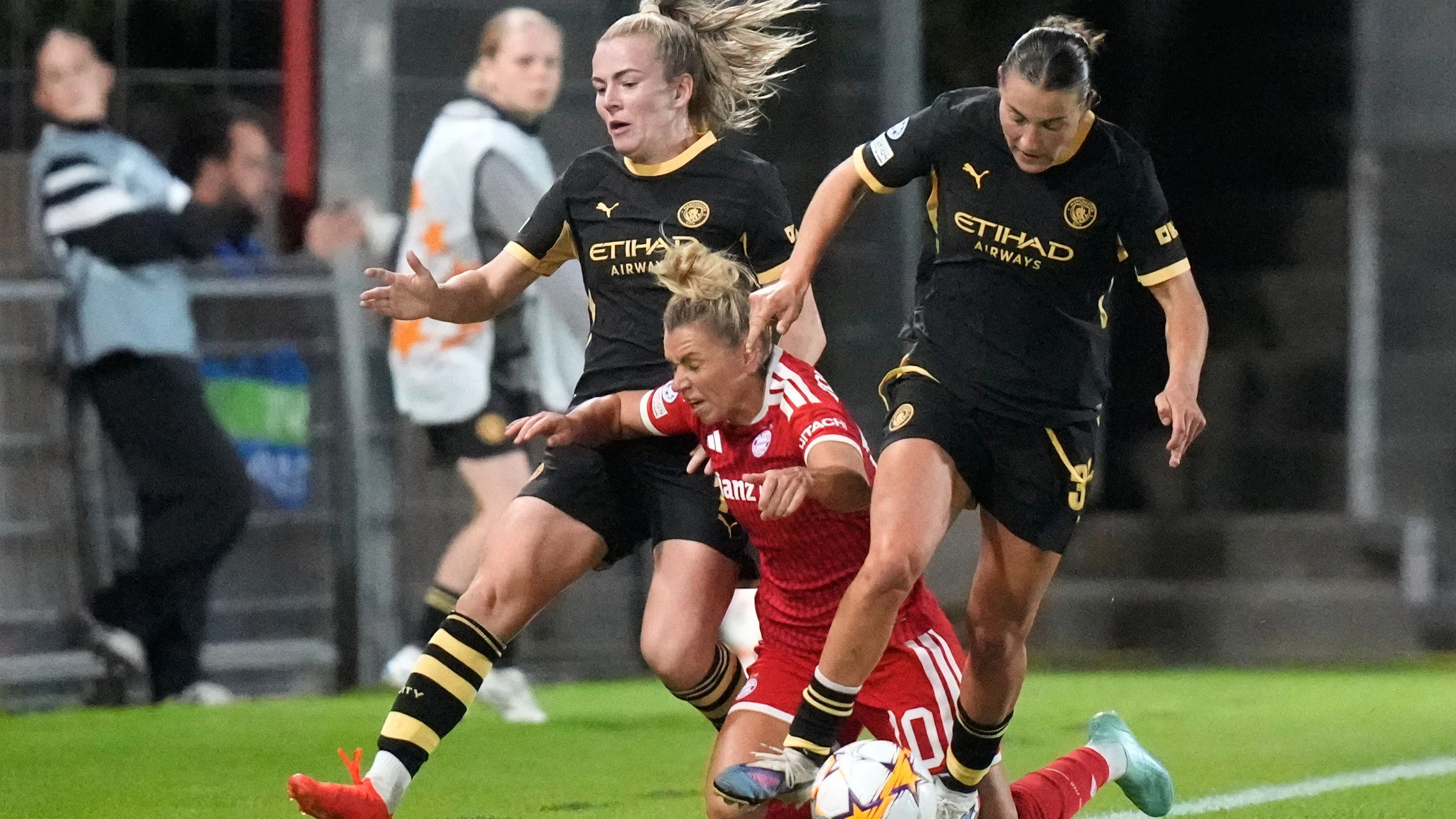 Champions-League-Auftakt: Bayern-Frauen müssen sich gegen Manchester City mit Remis begnügen