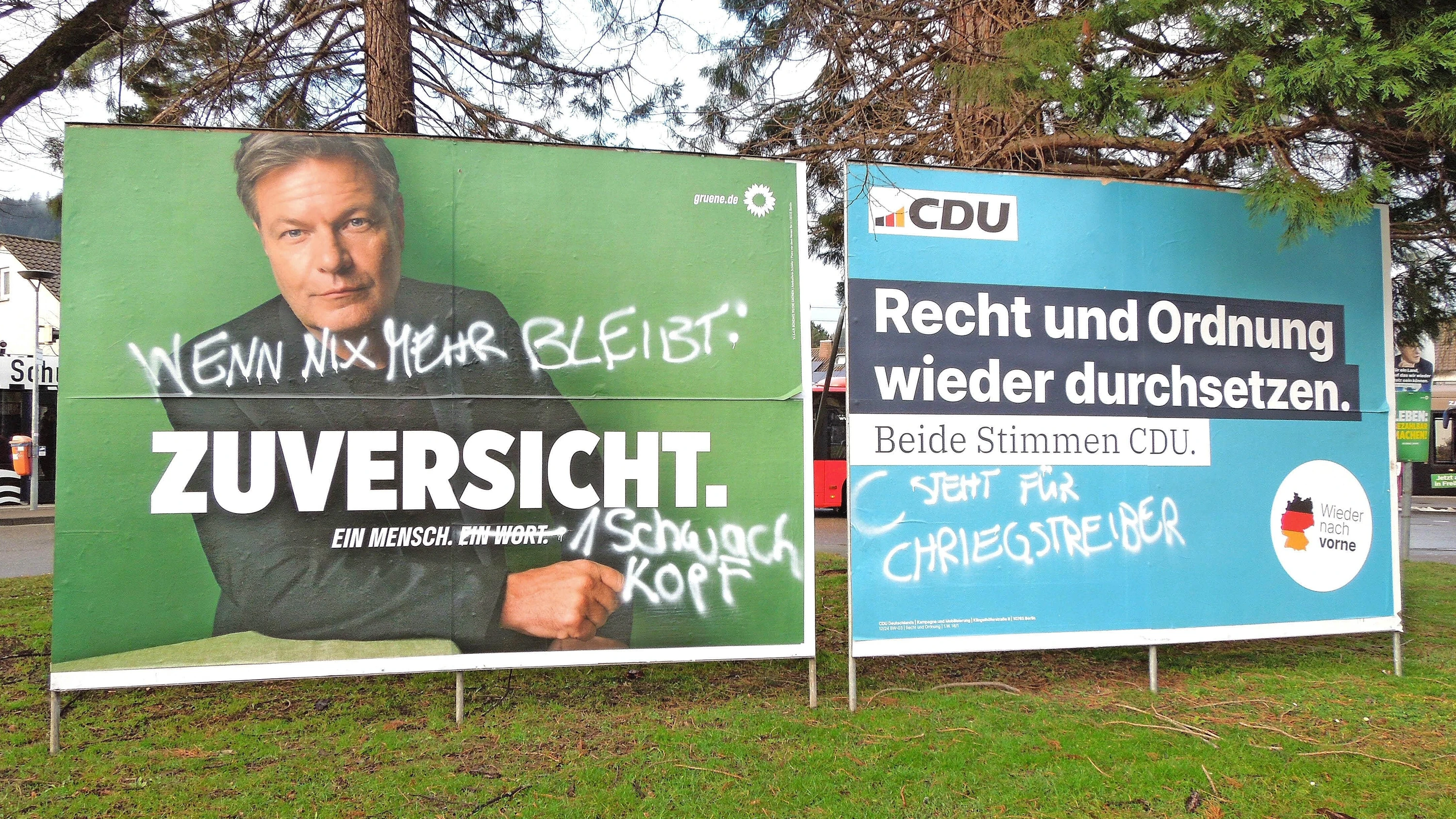 Bild: Paragraph gegen Hassrede: Höhere Strafe, weil der Beleidigte ein Politiker ist