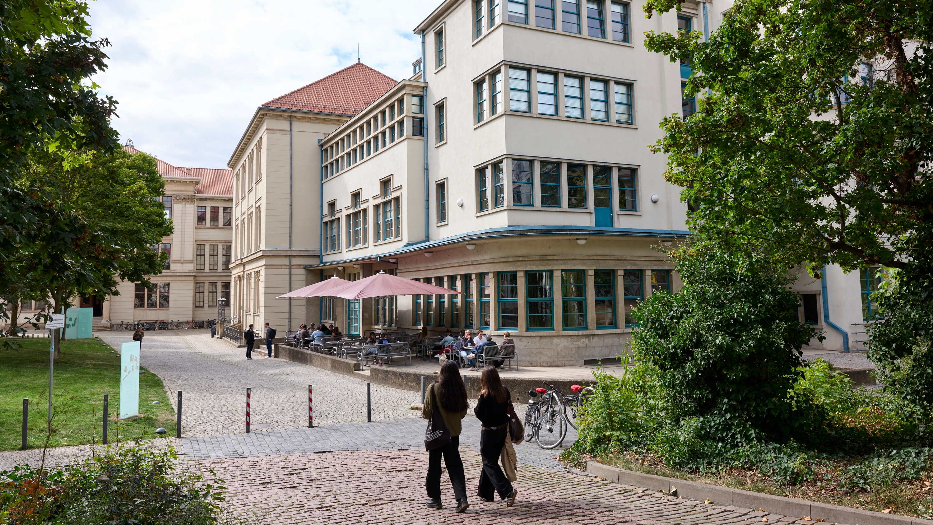 Unis in Sachsen-Anhalt: „Wir sind das gallische Dorf“
