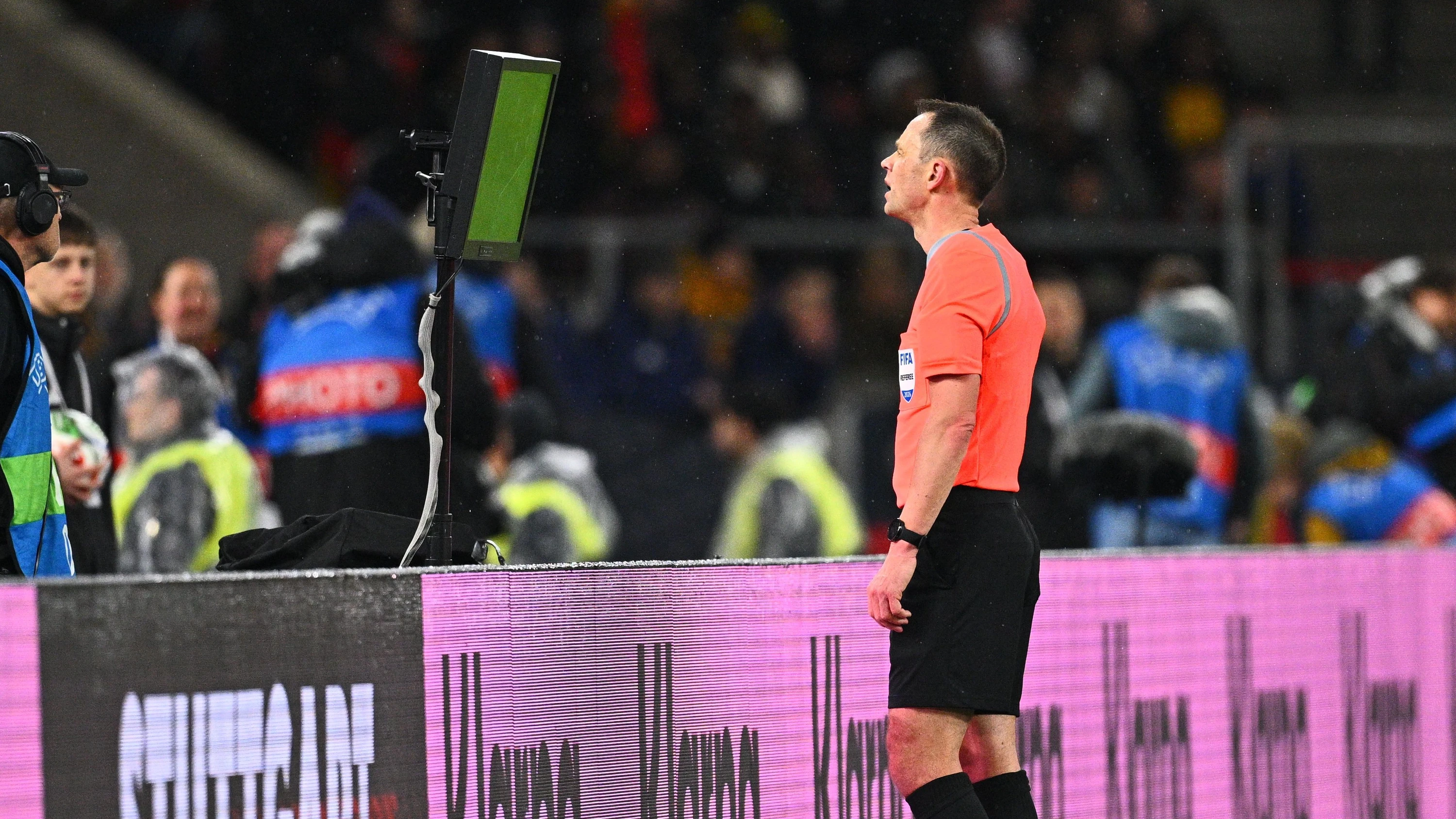 Fifa-Tests in Kanada: Kommt die Abseits-Revolution? Fifa-Tests in Kanada: Kommt die Abseits-Revolution?