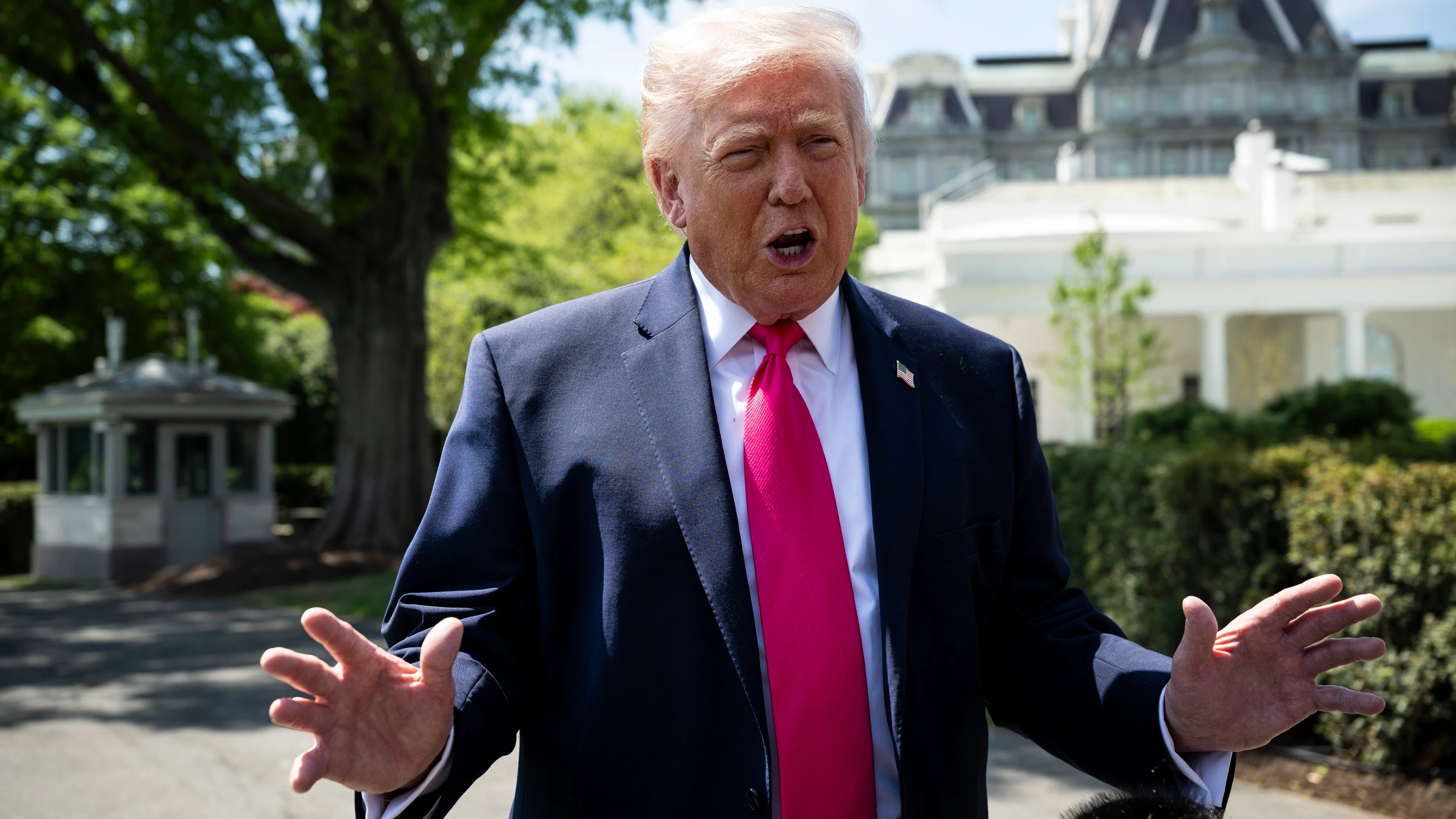 Liveblog Irankrieg: Trump: Iran hat Übergabe seines angereicherten Urans zugestimmt Liveblog Irankrieg: Trump: Iran hat Übergabe seines angereicherten Urans zugestimmt