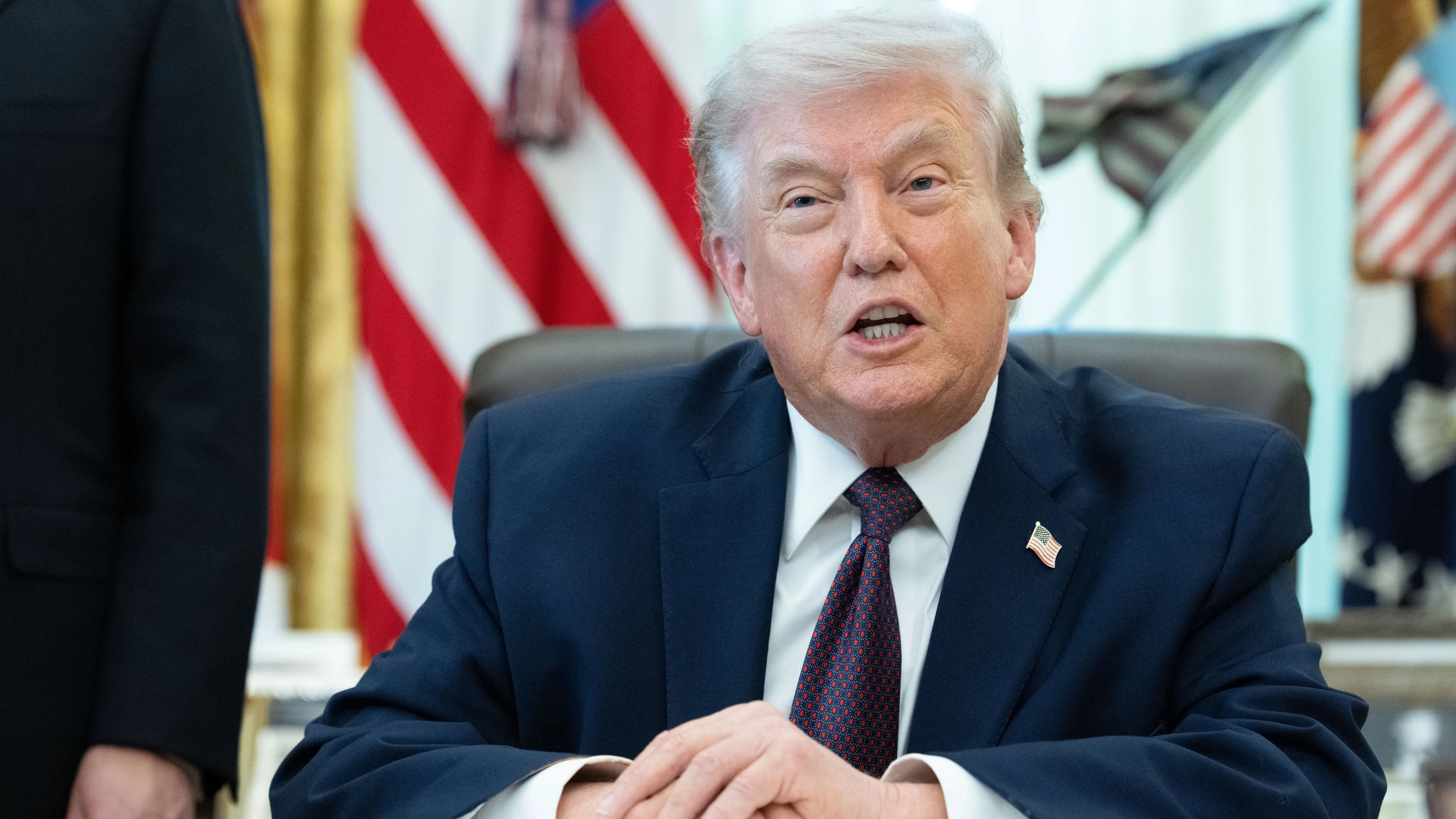 Liveblog USA unter Trump: Trump verschärft Regeln für Briefwahl