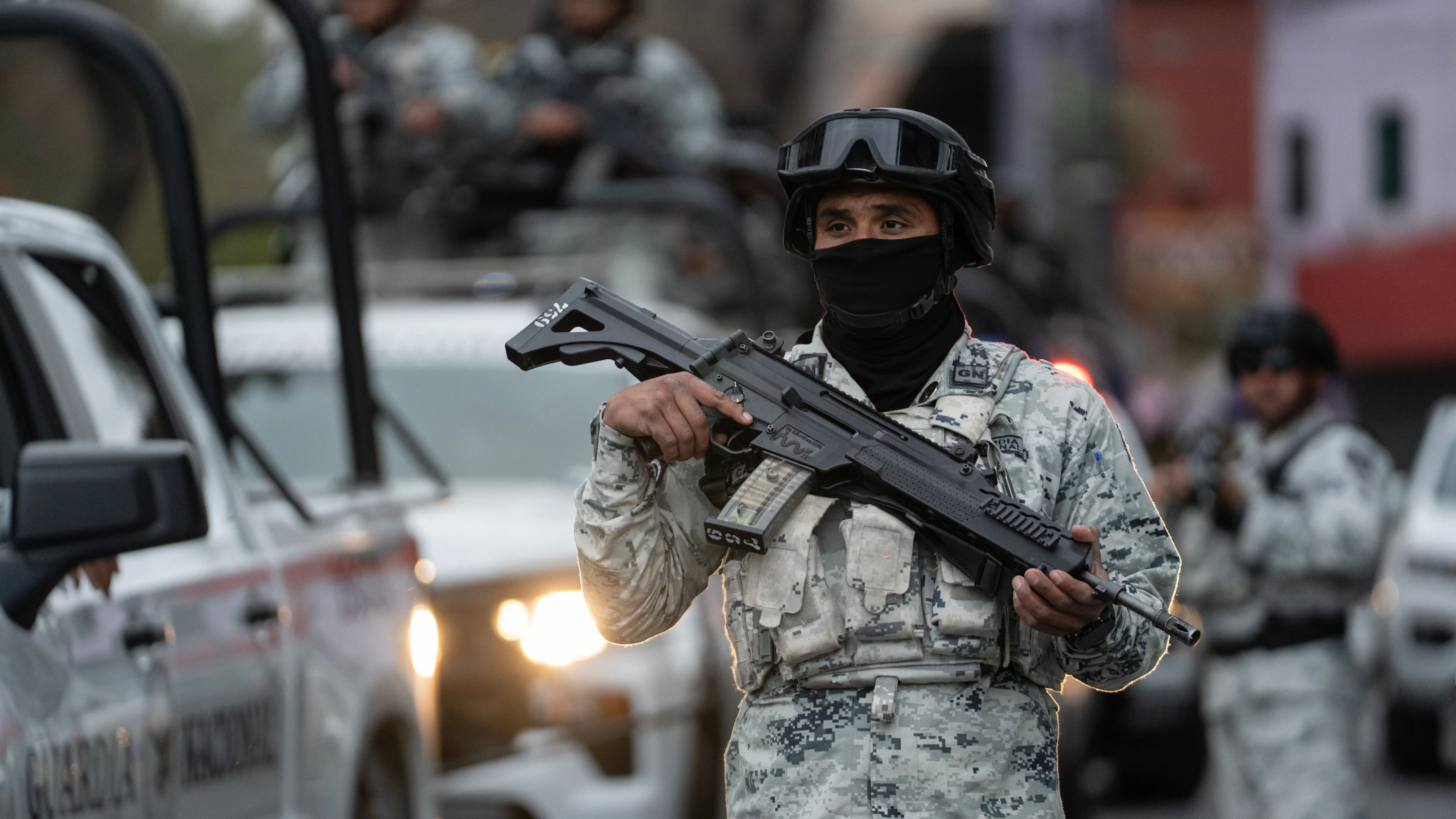 Unruhen bei Ko-Gastgeber:: Bedenken vor Fußball-WM in Mexiko