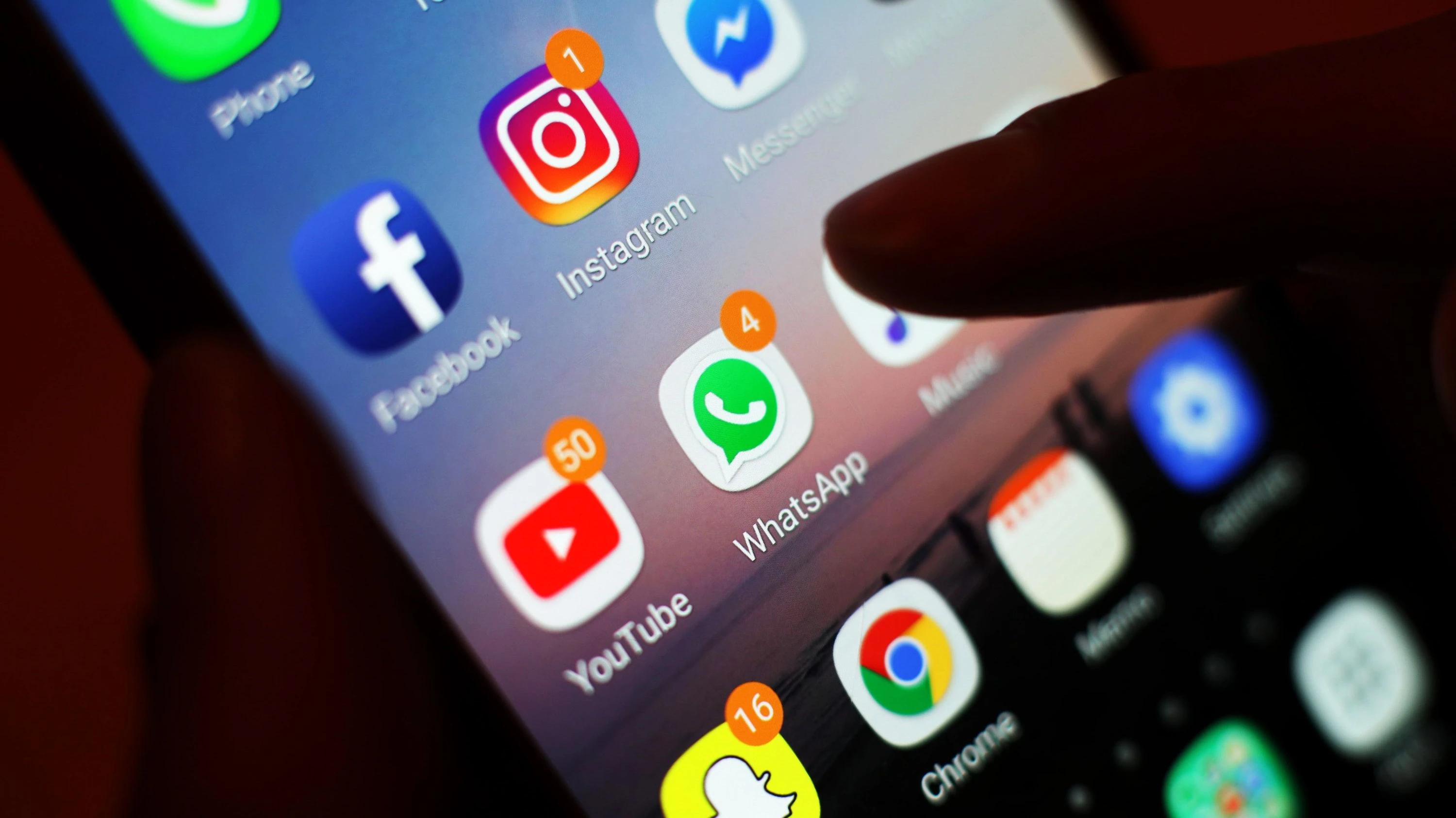 Studie zu Mediennutzung: Wie unterschiedliche Medienangebote den Diskurs zersplittern