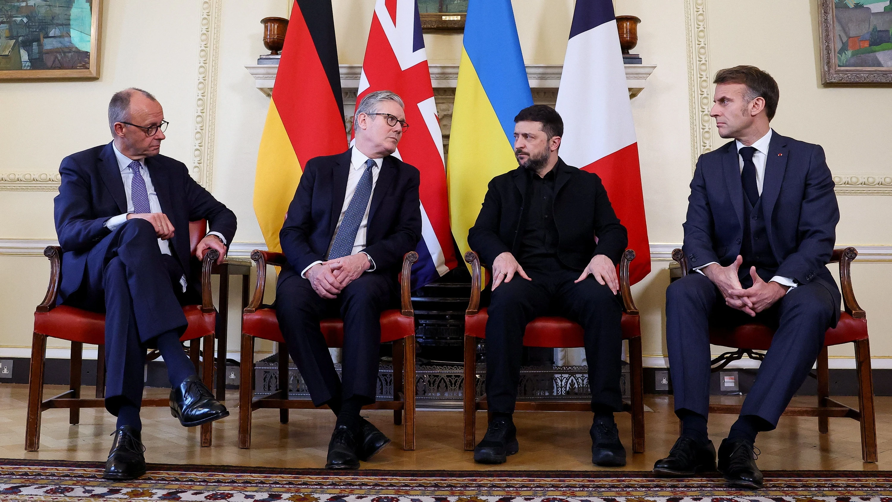 Liveblog Ukrainekrieg: Merz, Starmer und Macron treffen Selenskyj in London