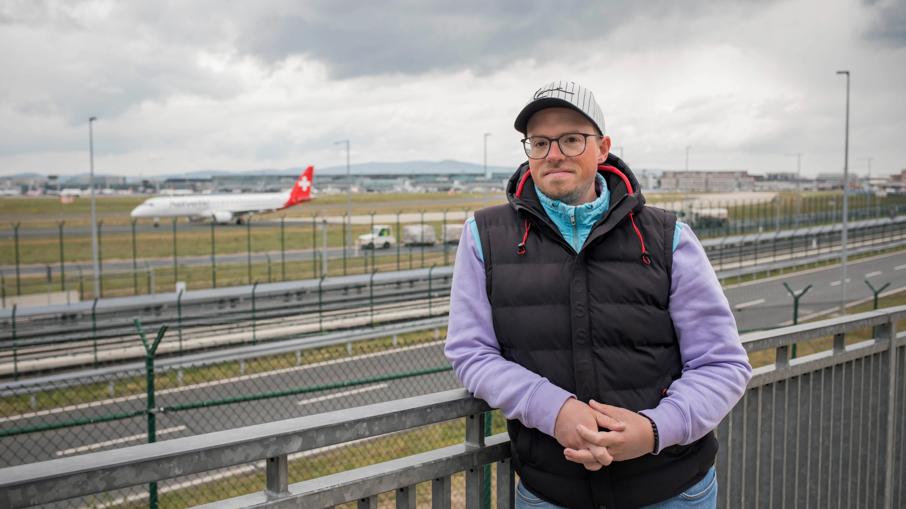 Seine Homebase: Plainspotter Martin Oelschläger am Flughafen Frankfurt - Sandra Schildwächter