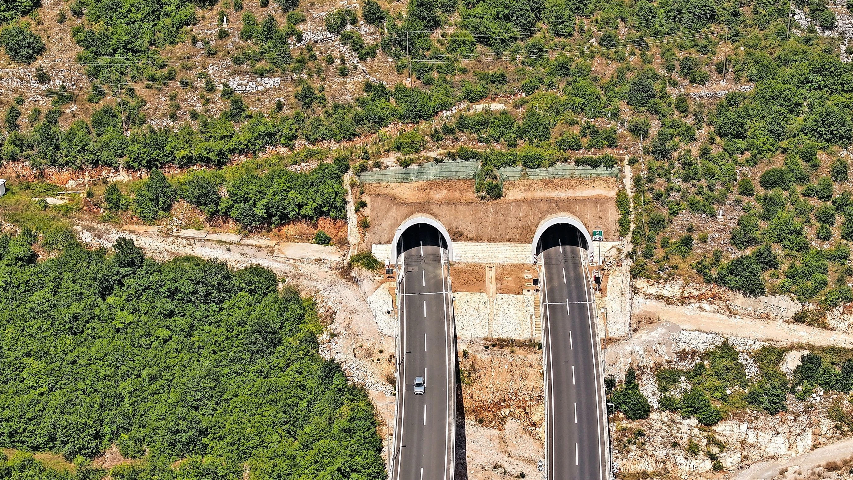 Autobahn in Montenegro: Die EU zahlt, China verdient Autobahn in Montenegro: Die EU zahlt, China verdient