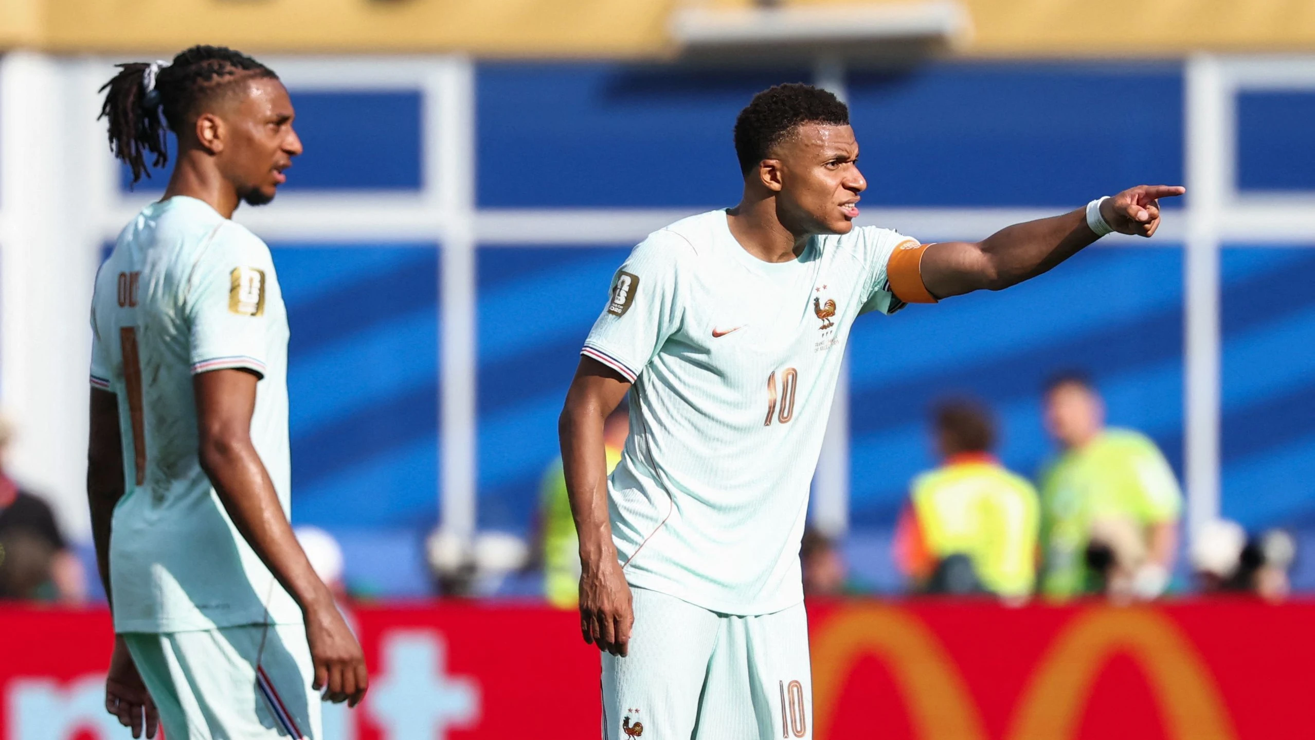Bild: „Diktator Mbappé“: Zwischen Meme und Macht