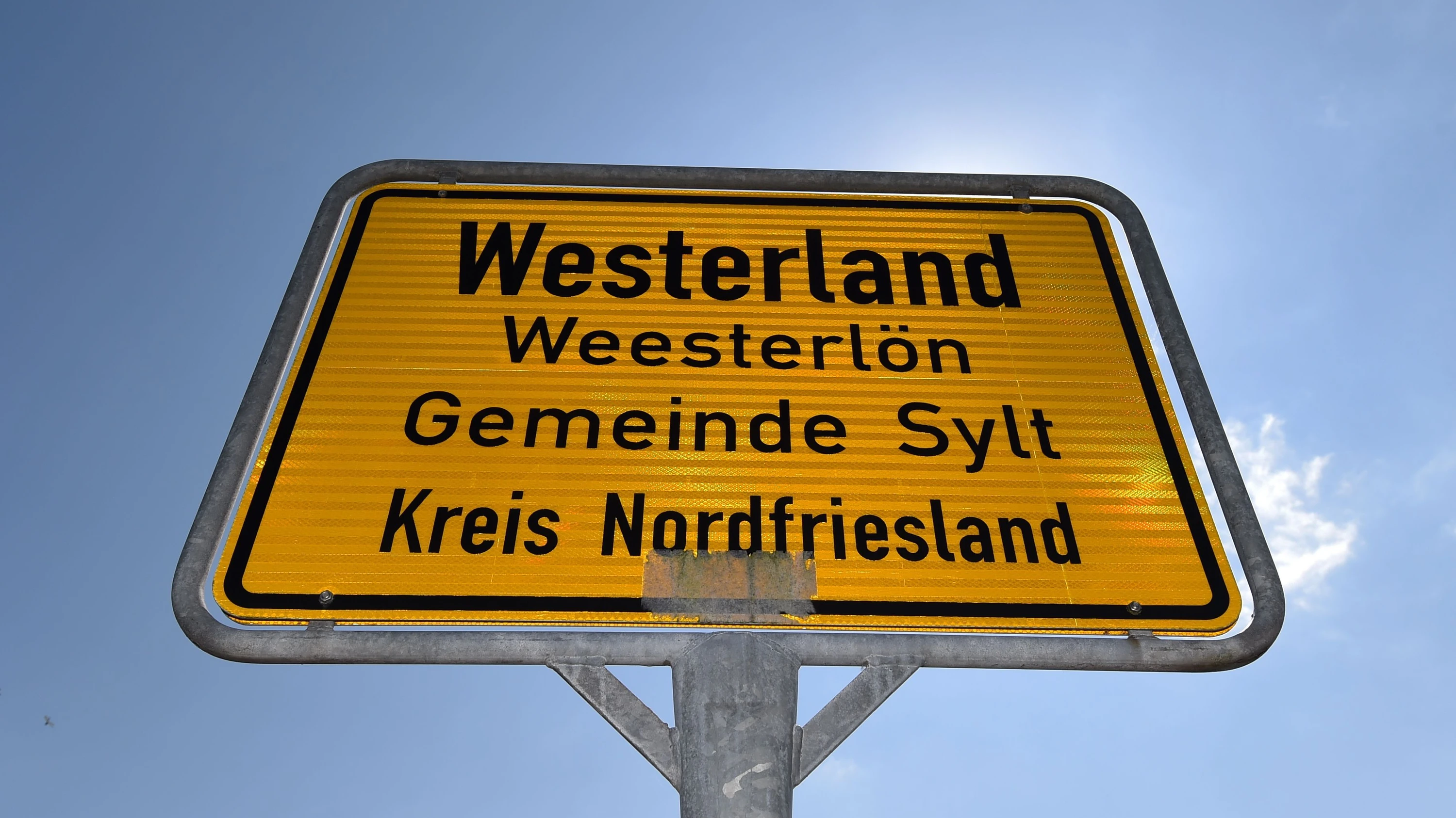 Kabelschäden: Stromausfall auf Sylt und Rügen
