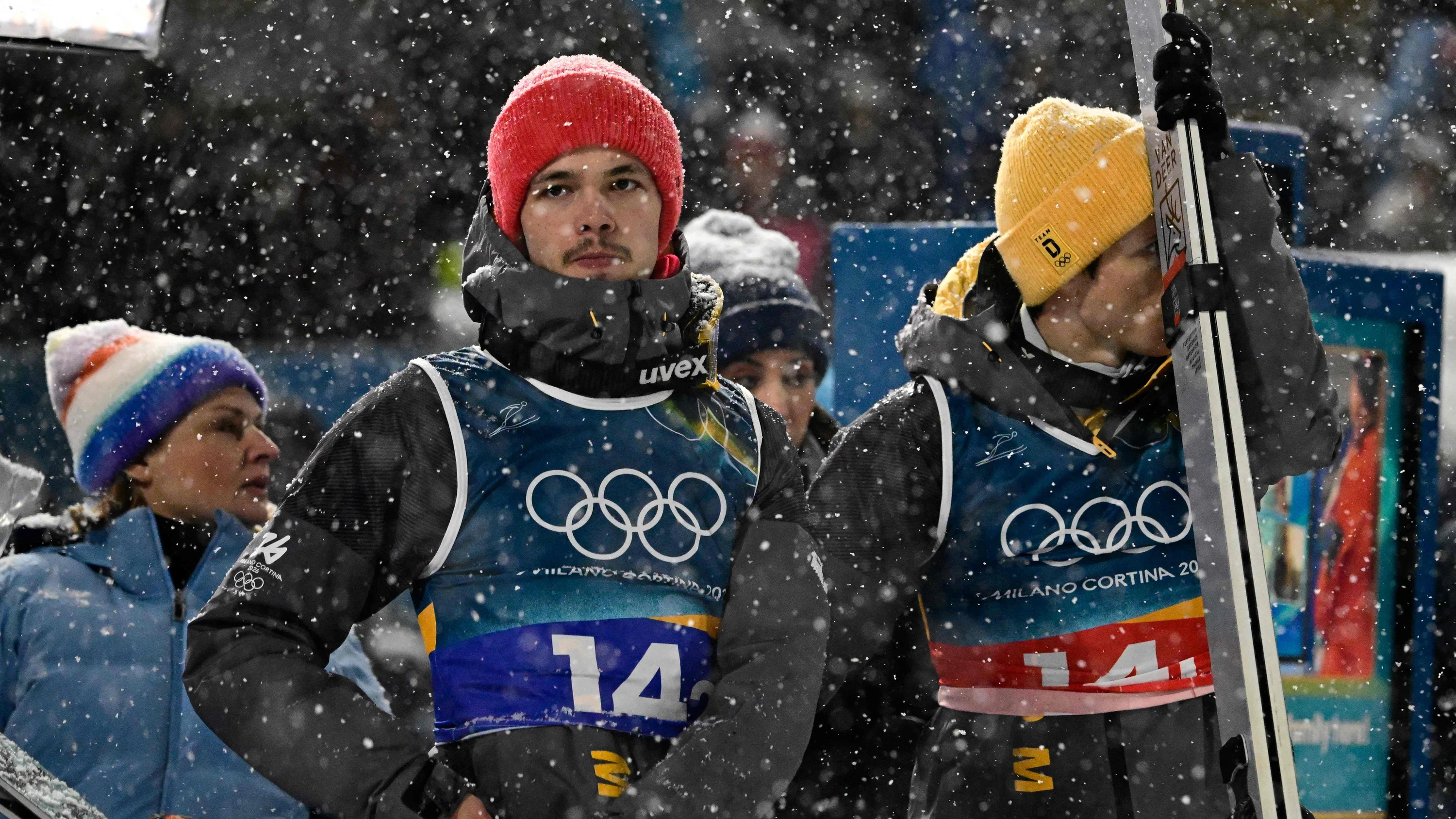 Liveblog Olympia 2026: Vorzeitiger Abbruch: Skispringern fehlen 17 Zentimeter zu Bronze Liveblog Olympia 2026: Vorzeitiger Abbruch: Skispringern fehlen 17 Zentimeter zu Bronze