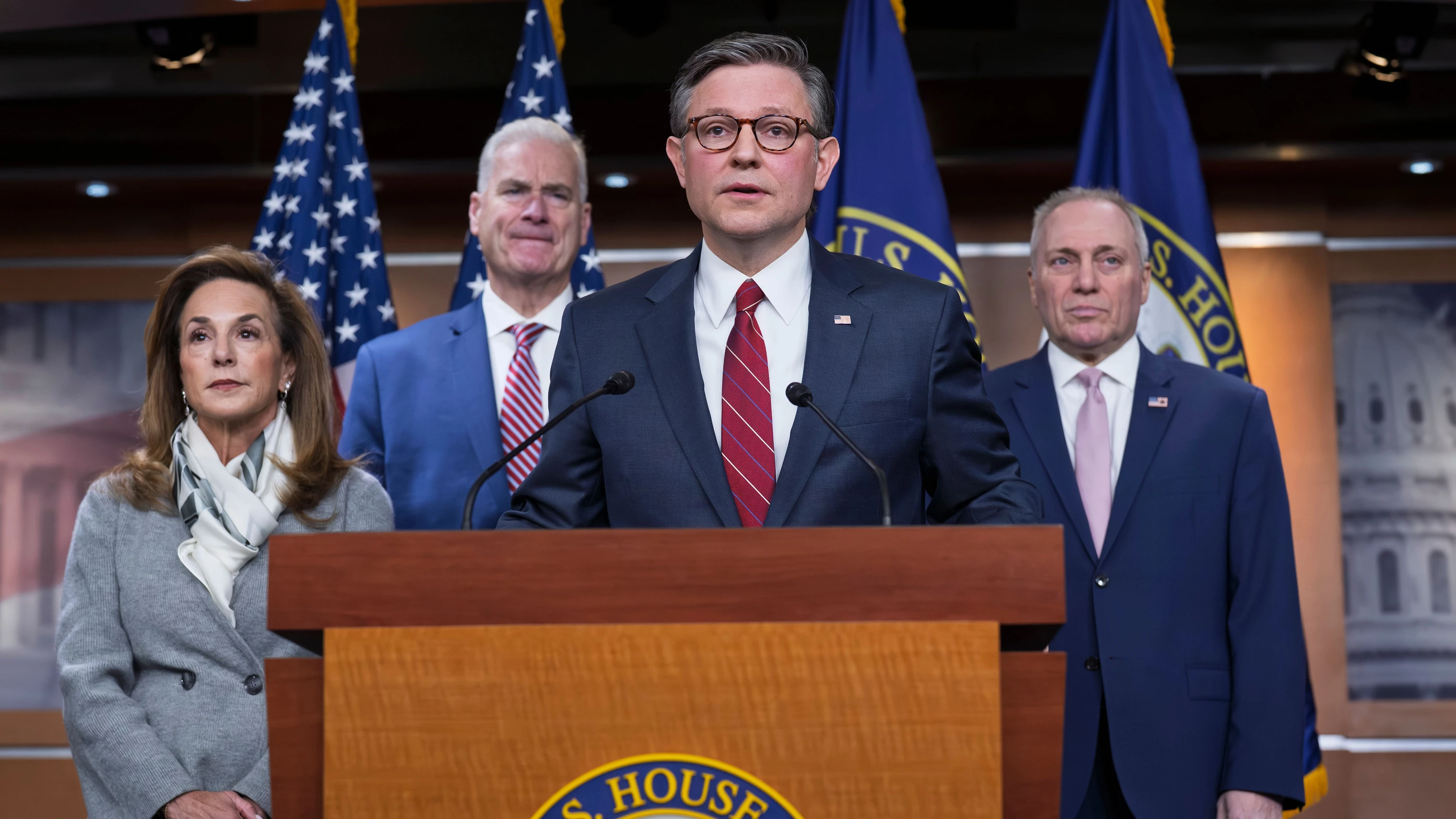 Liveblog USA unter Trump: US-Parlament ebnet Weg für Ende des Shutdowns Liveblog USA unter Trump: US-Parlament ebnet Weg für Ende des Shutdowns