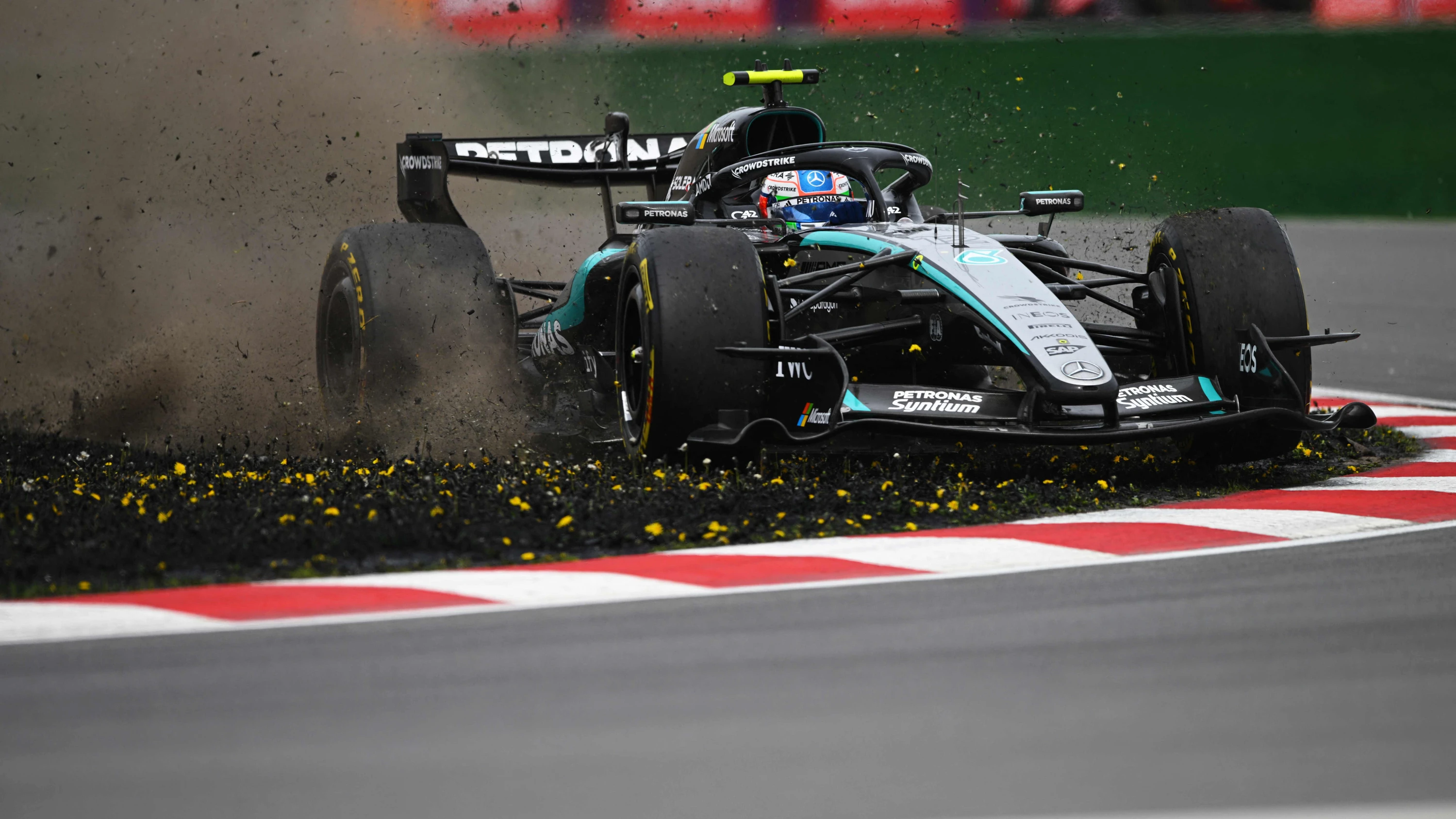 Bild: Aufregung in Formel 1: Zoff zwischen Mercedes-Piloten beim Sprint in Kanada