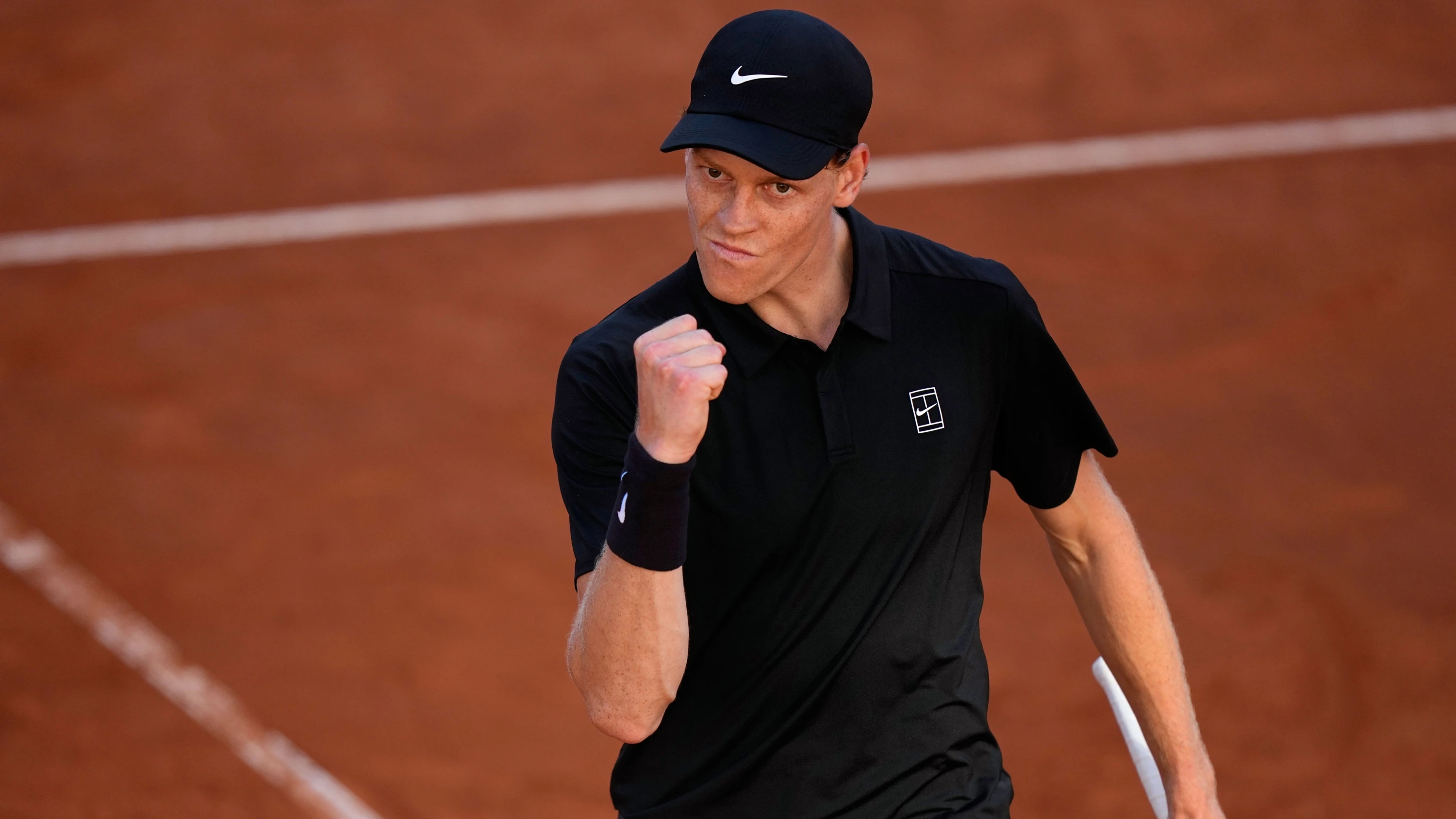Im Moment kaum zu schlagen: Jannik Sinner - AP Photo/Alessandra Tarantino