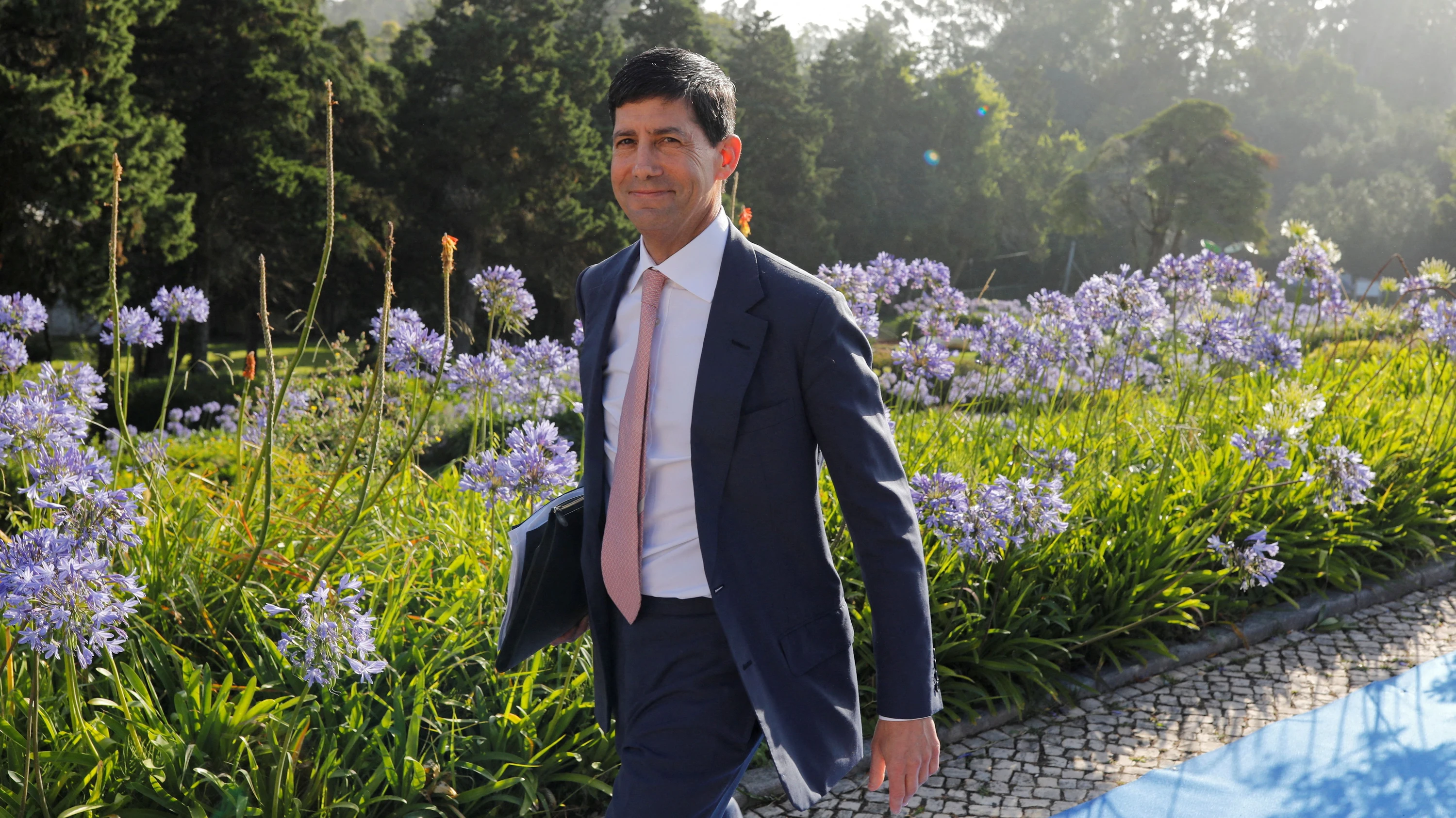 EZB-Forum: Kevin Warsh und KI als Stars auf dem Notenbankertreffen EZB-Forum: Kevin Warsh und KI als Stars auf dem Notenbankertreffen