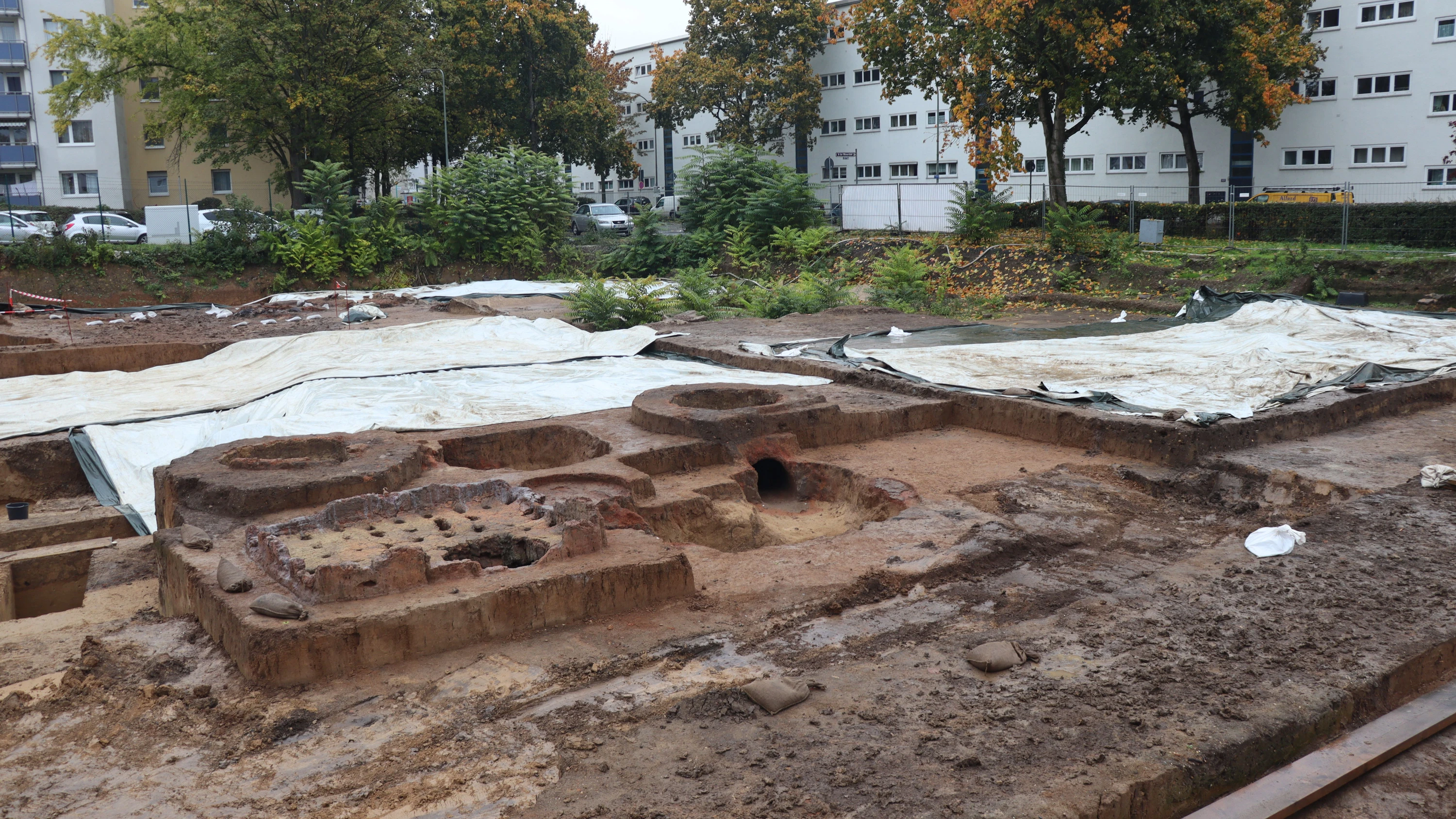 Römer in Frankfurt: Die Göttin im Brunnen