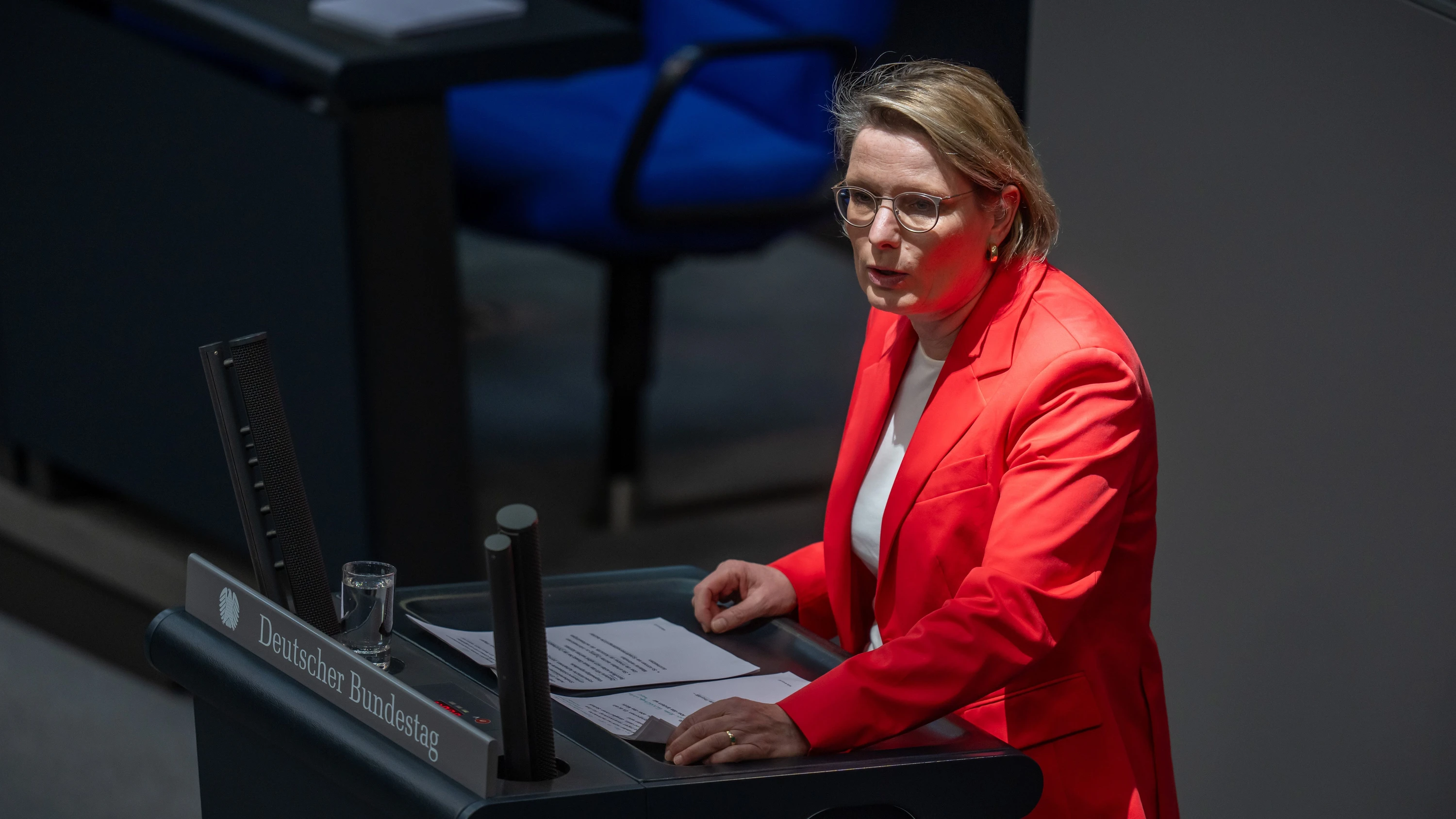 Fall Fernandes: Bundesjustizministerin Hubig gegen Klarnamenpflicht im Netz Fall Fernandes: Bundesjustizministerin Hubig gegen Klarnamenpflicht im Netz