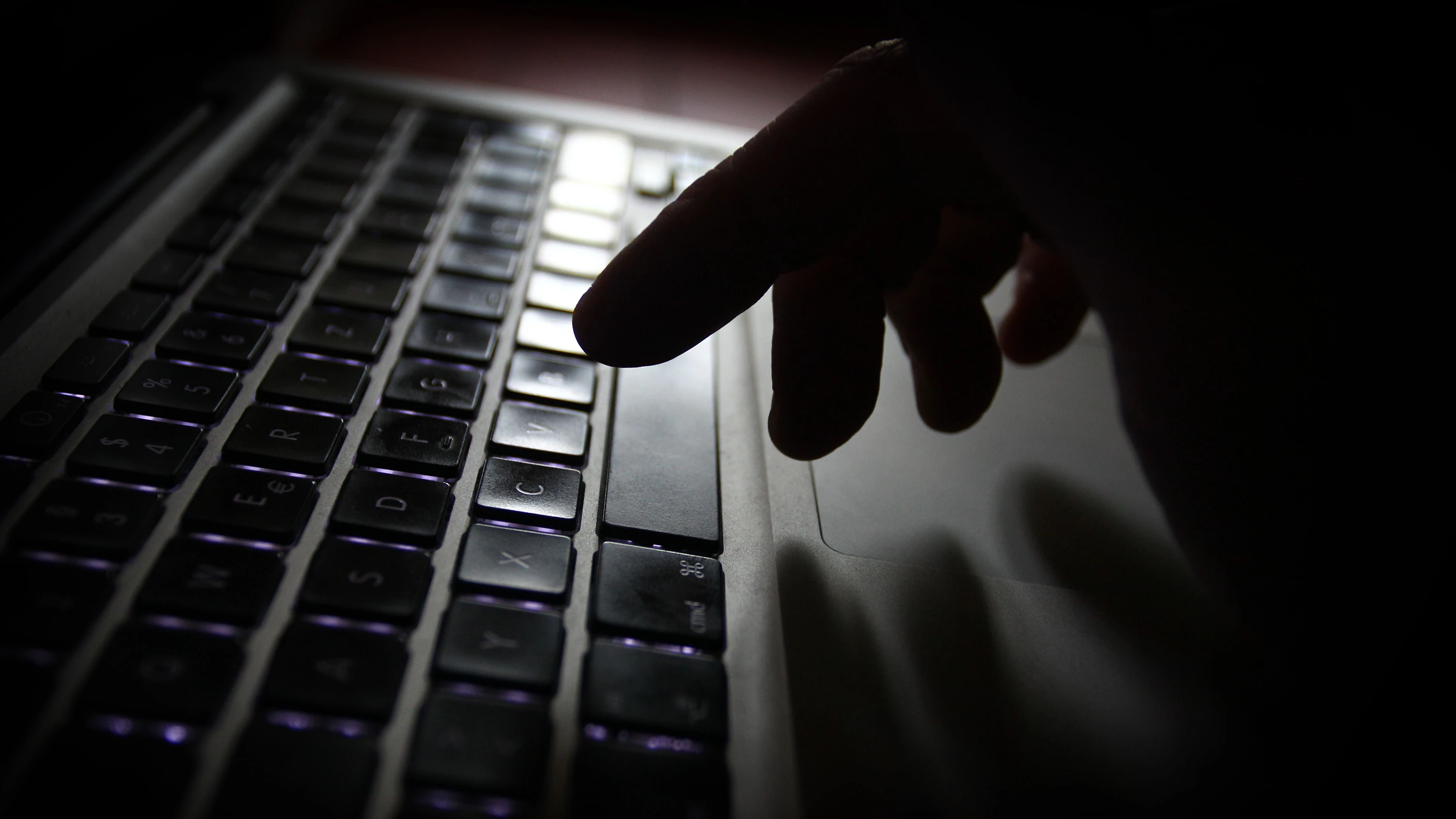 Die Zahl der Cyberangriffe wächst – auch auf Behörden. - dpa