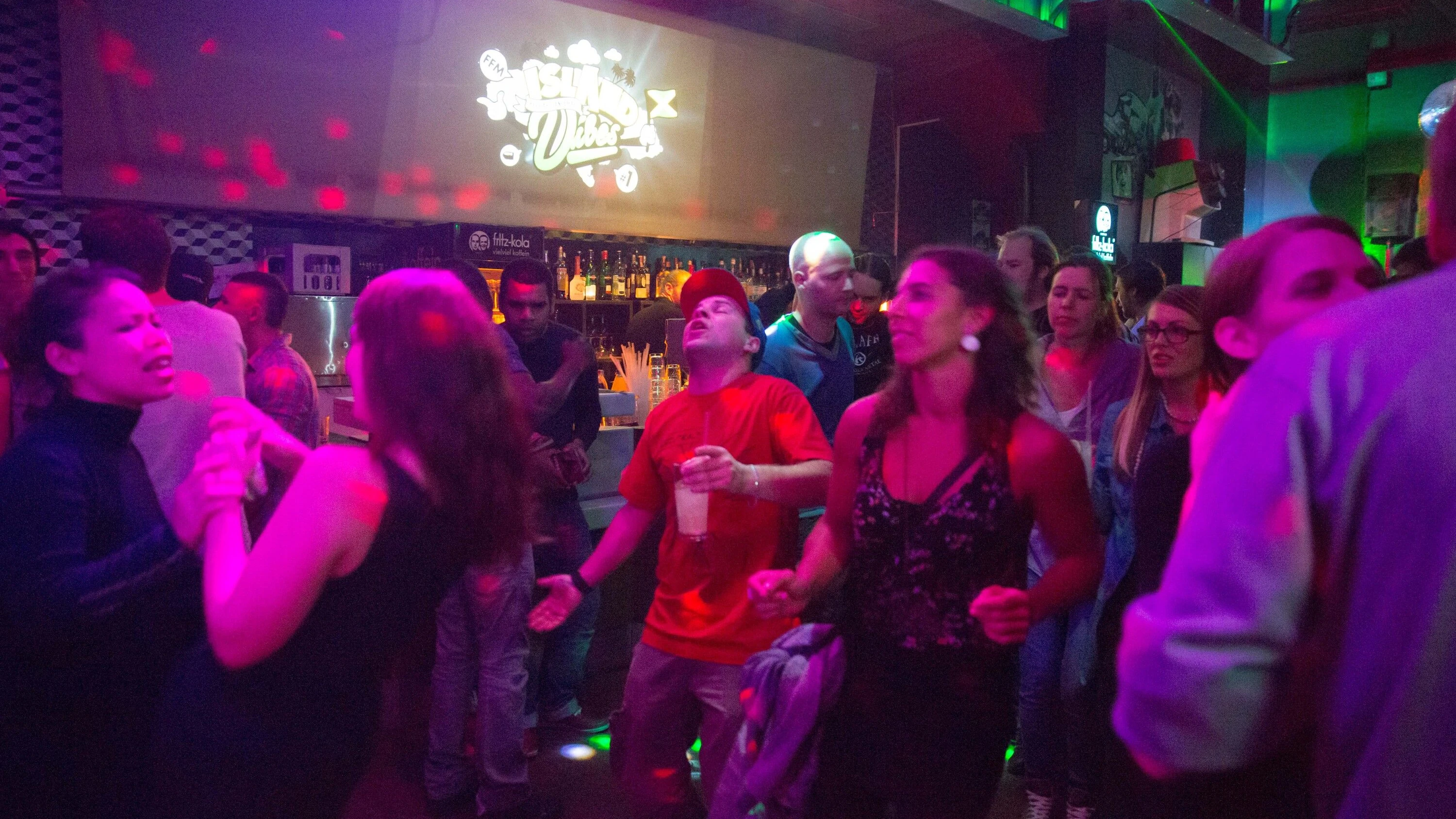 Studie zu Clubs und Kneipen: Frankfurt verdient mit dem Nachtleben Millionen