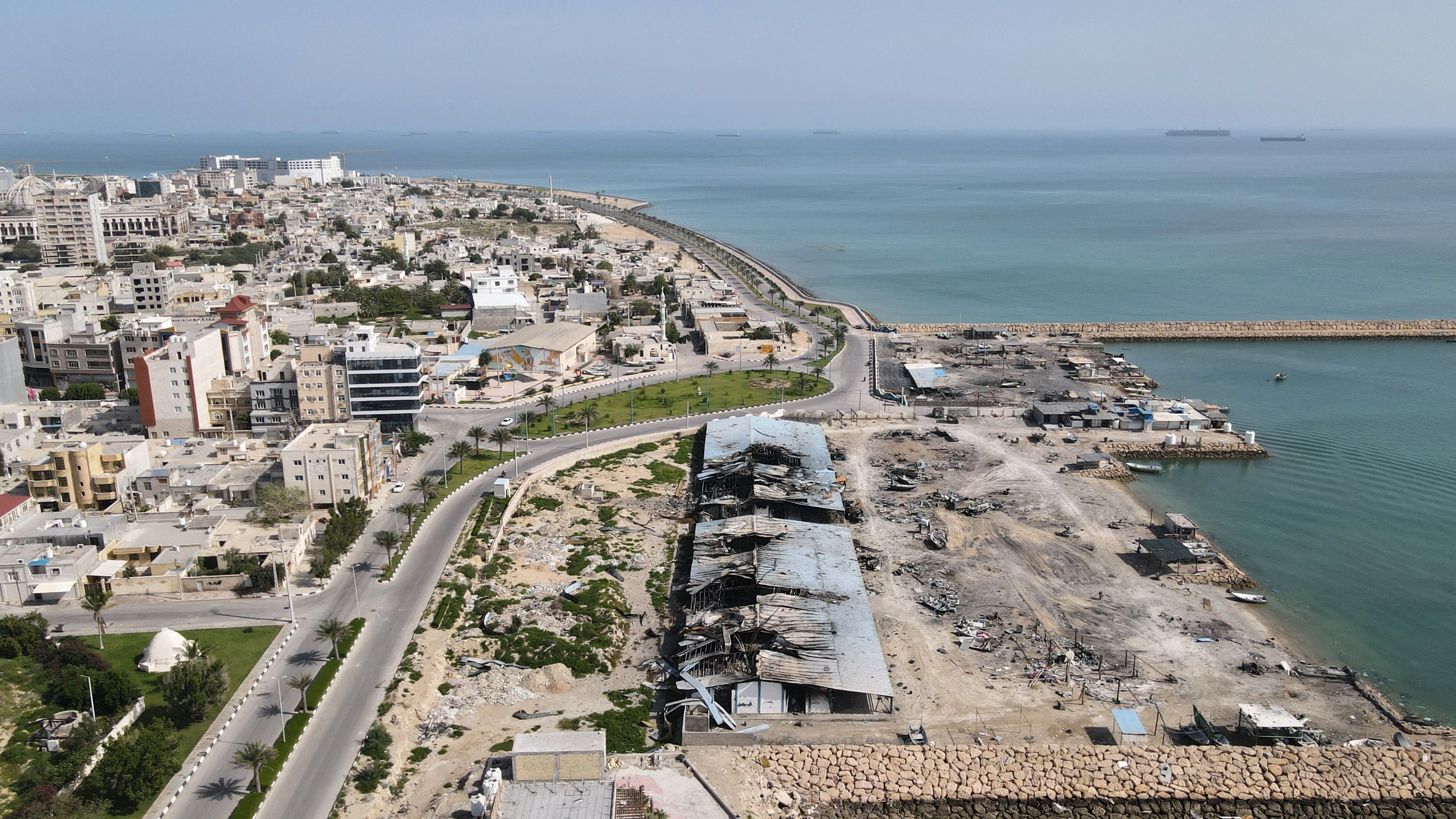 Liveblog Irankrieg: Iran: Straße von Hormus für Handelsschiffe vorerst „völlig frei“