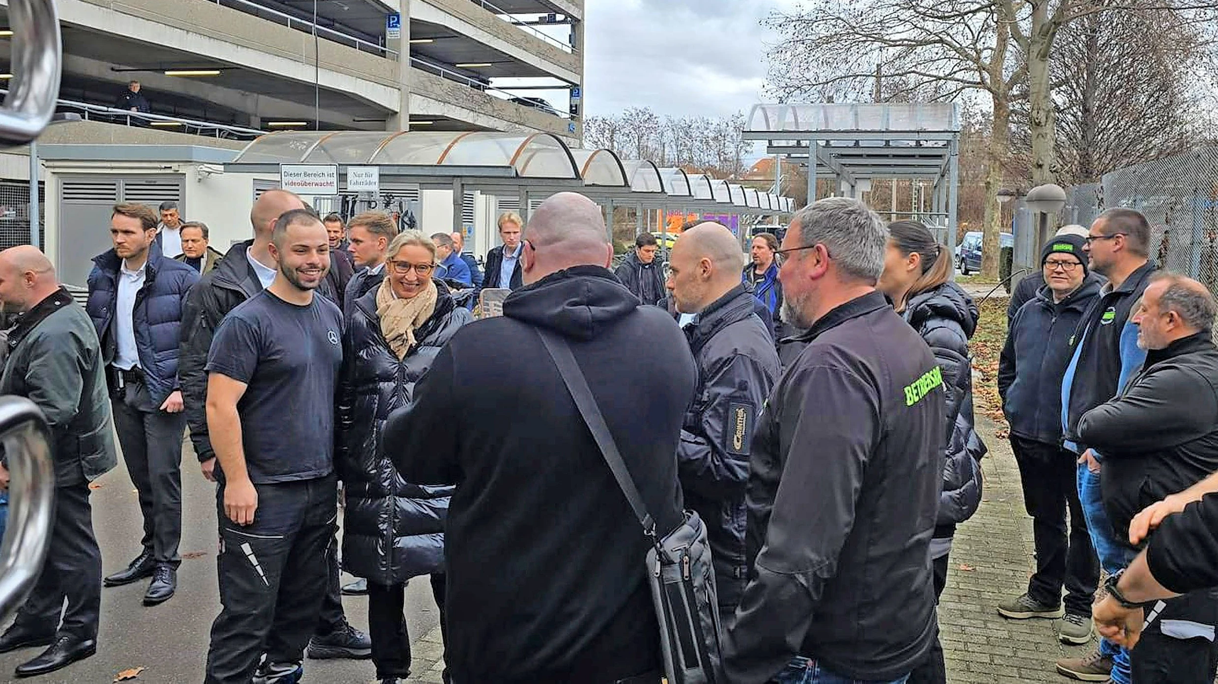 AfD in Betriebsräten: In den Betrieben kommt die blaue Welle nicht an