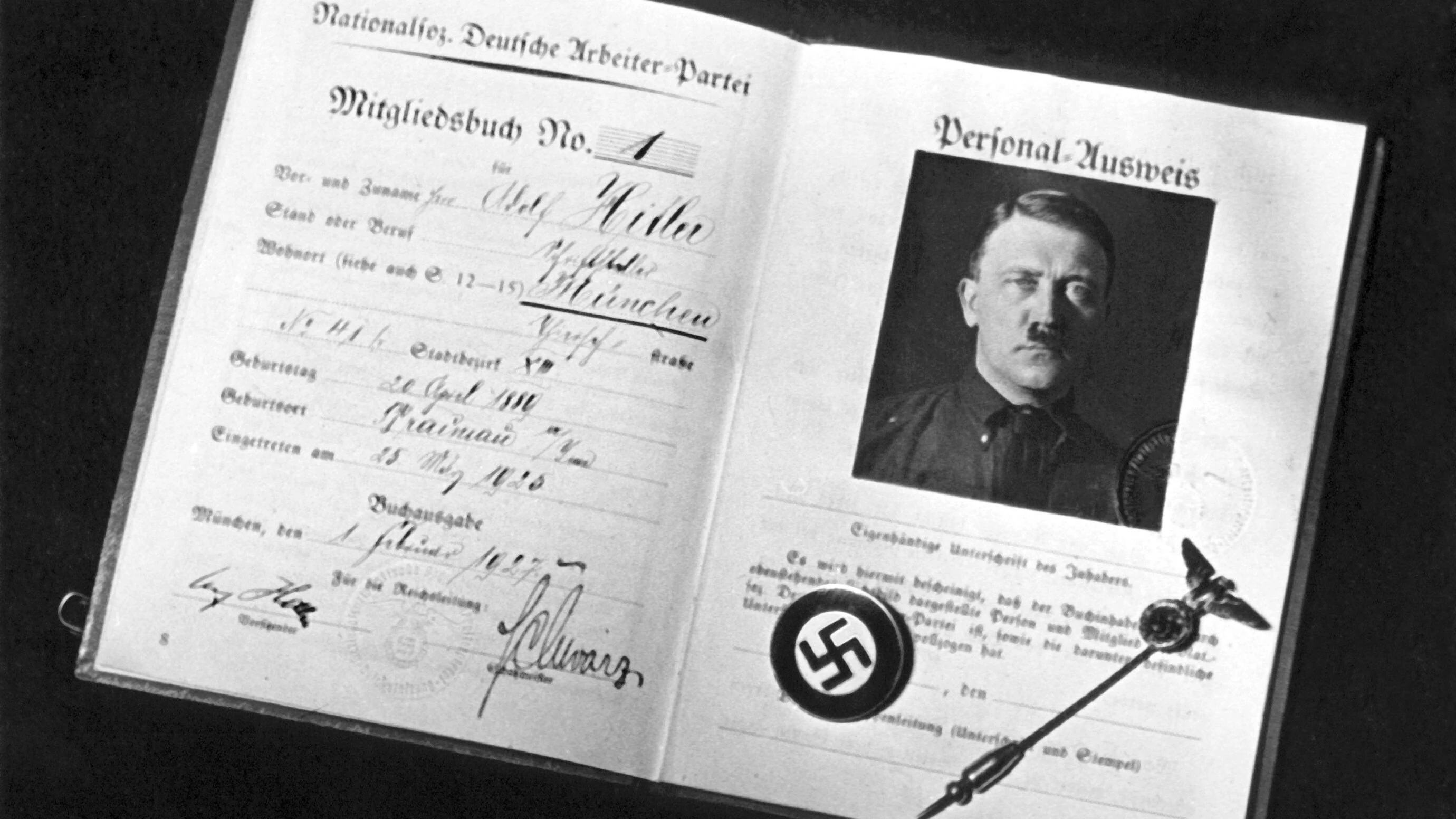 NS-SuchmasKen: Die seltsame Verwandlung der NSDAP zur Priesterpartei