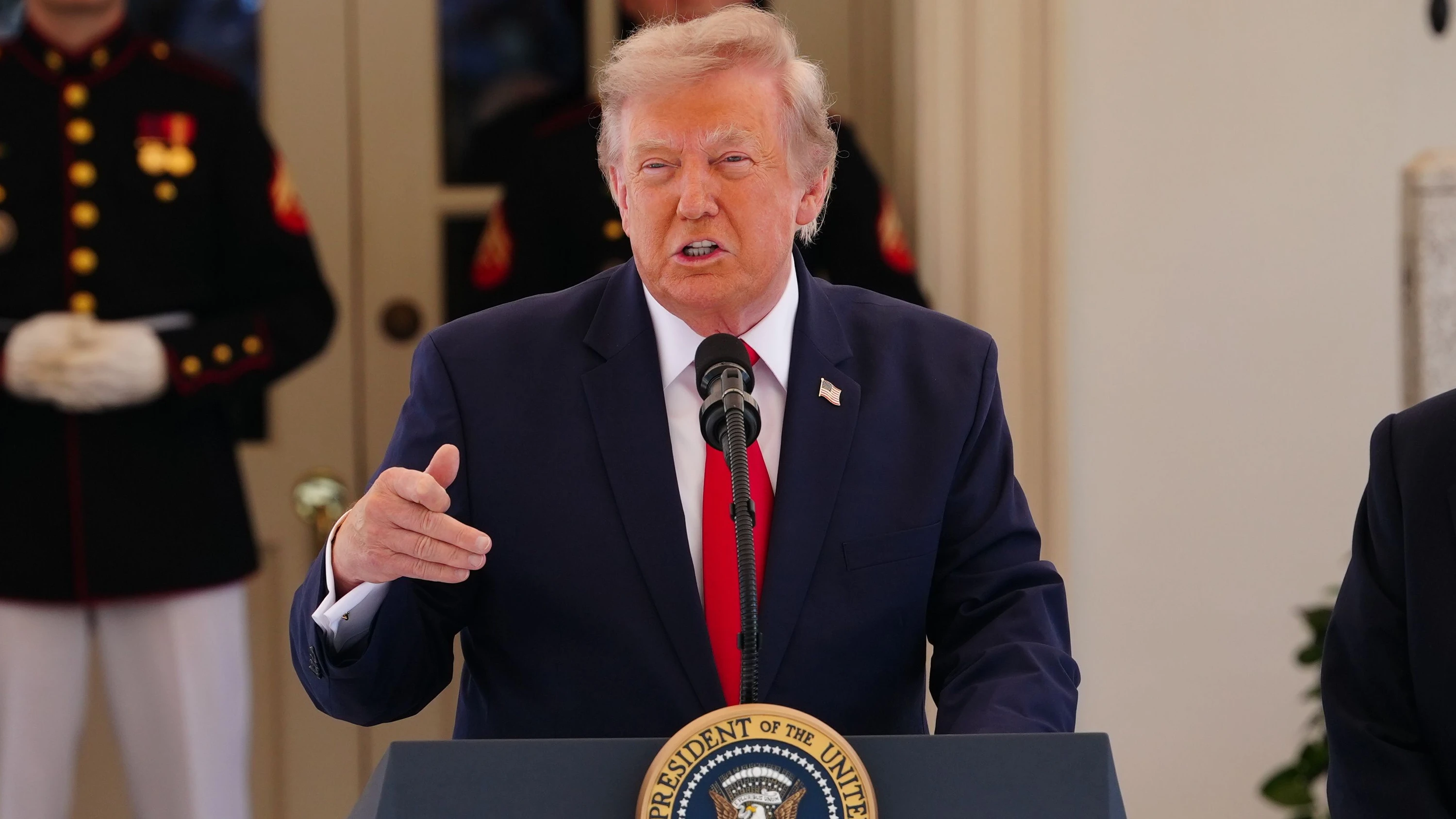 USA unter Trump: US-Richterin kippt Trumps umstrittenen Vergleich mit US-Steuerbehörde