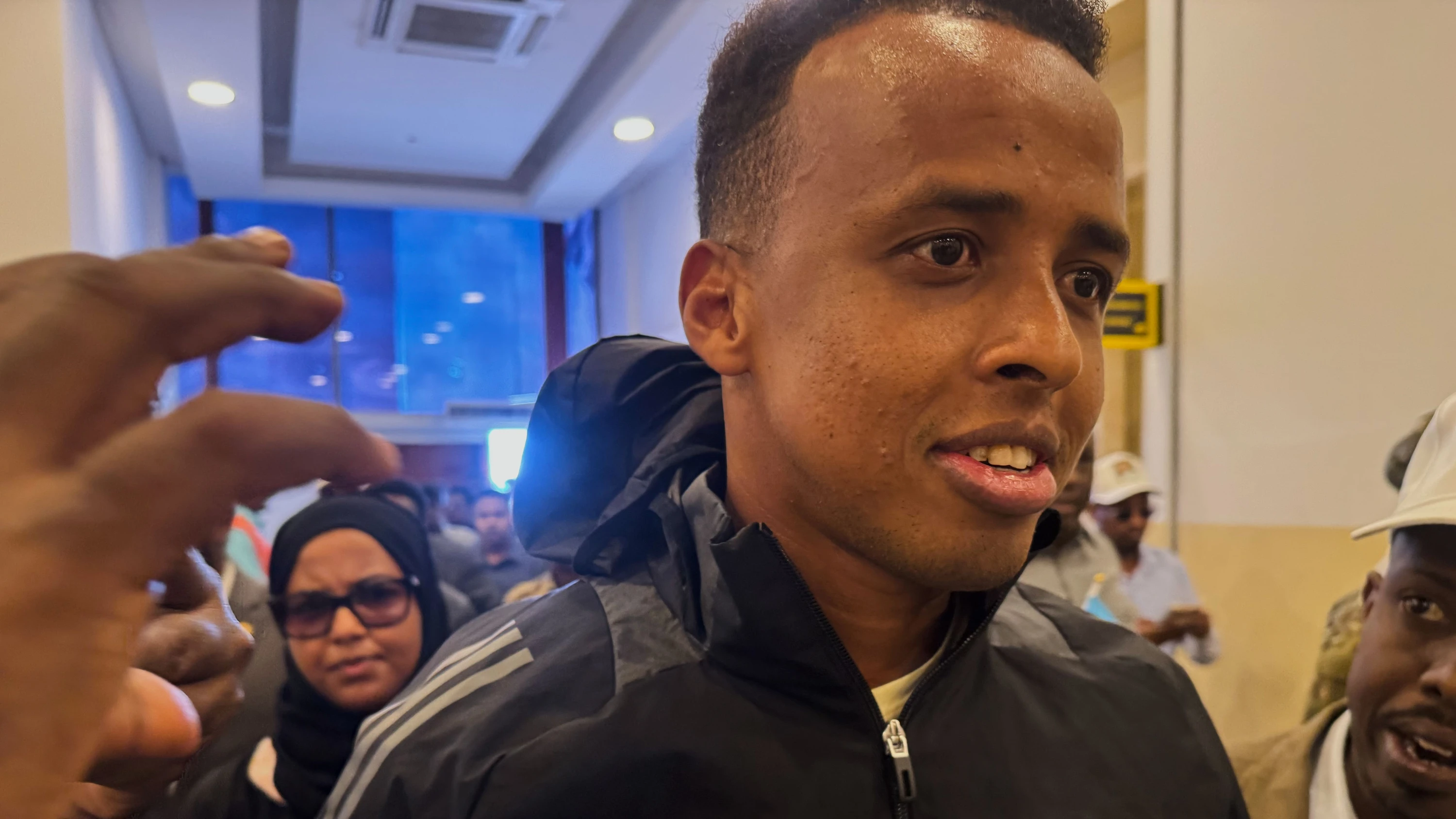Rückkehr nach Somalia: Omar Artan nach seinem WM-Aus - dpa