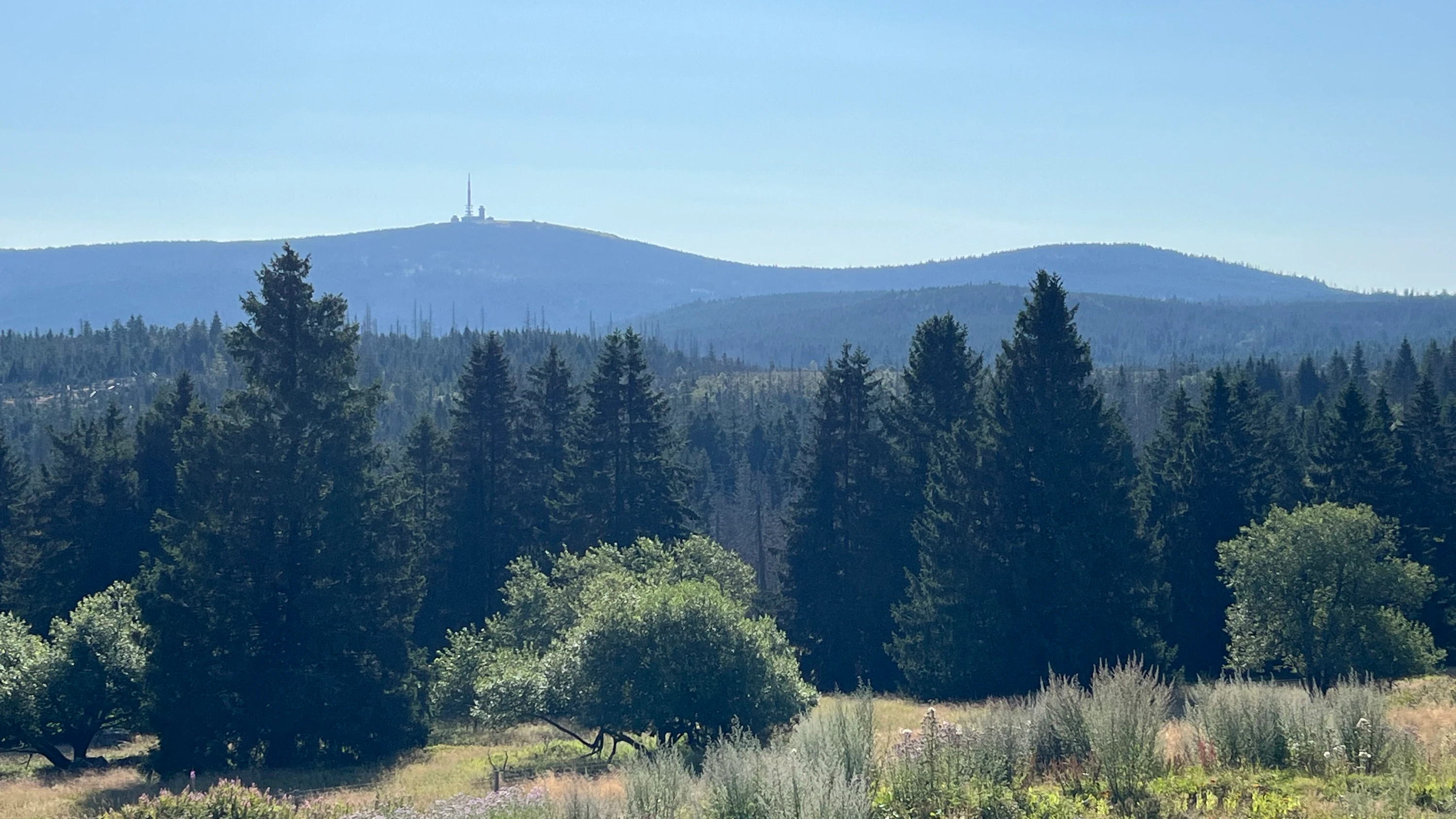 Mythos Brocken: Fußmarsch statt Besenritt Mythos Brocken: Fußmarsch statt Besenritt