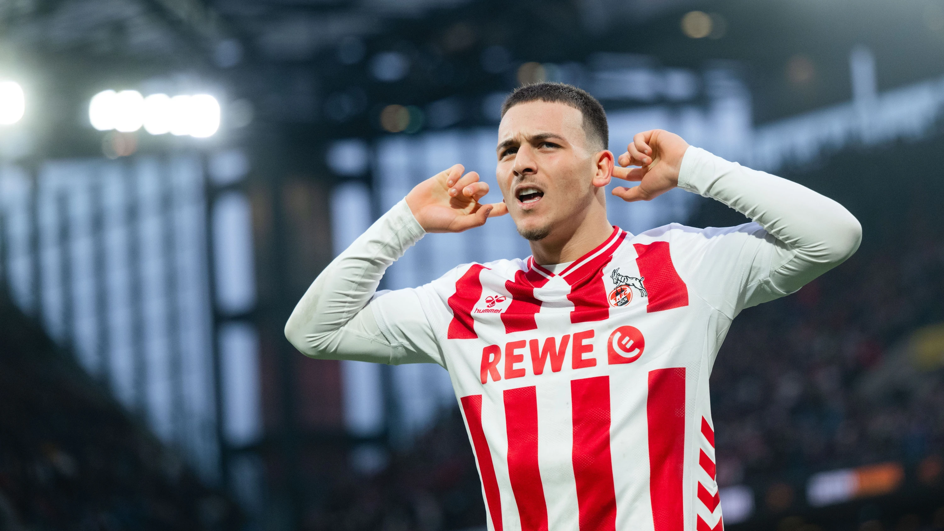 Fußball-Transferticker: BVB verzichtet auf El Mala