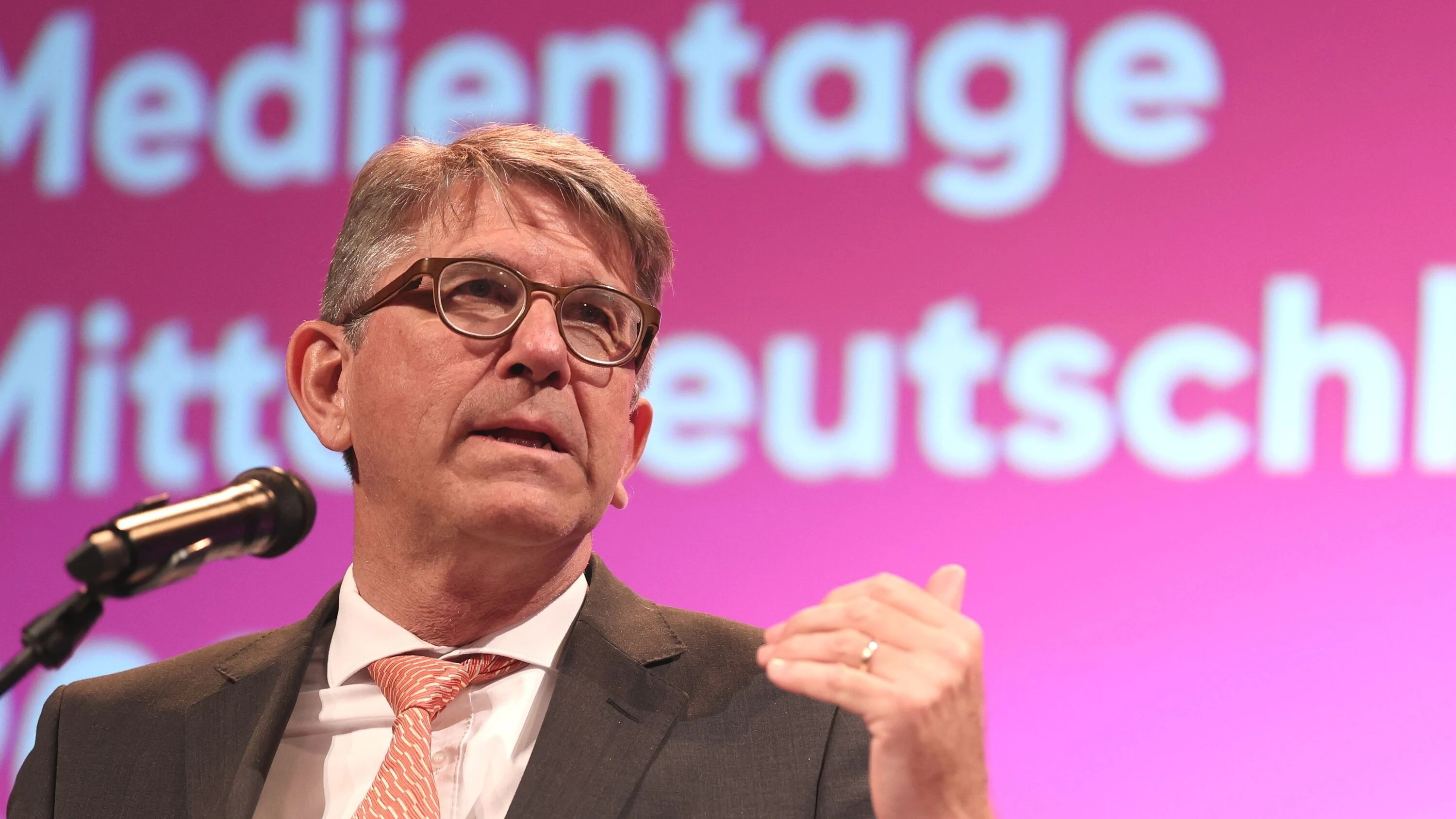 F.A.Z. Exklusiv: Regierung zwingt Streamer: Acht Prozent für deutschen Film