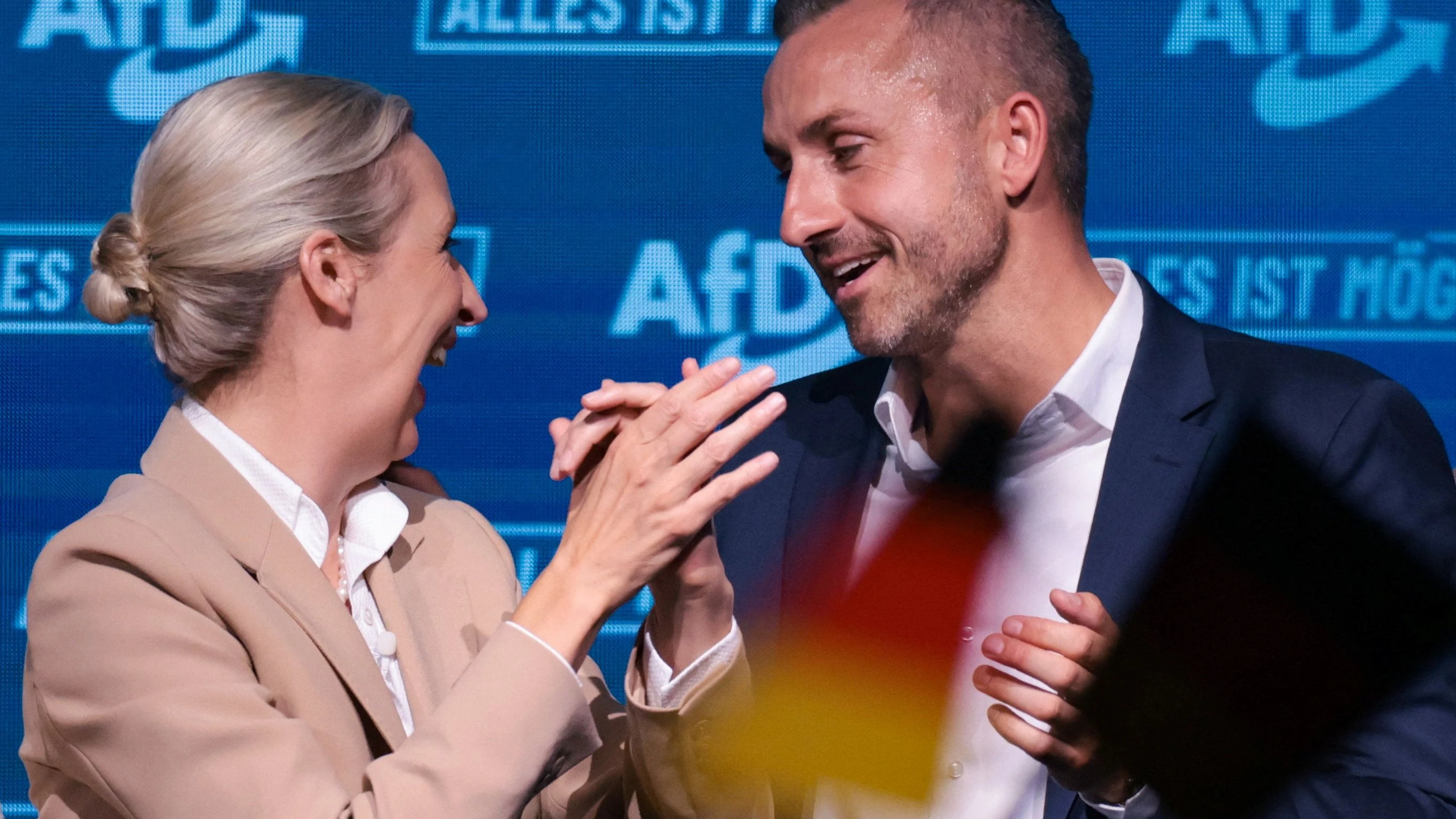 „Sonntagstrend“: AfD baut Vorsprung vor Union leicht aus „Sonntagstrend“: AfD baut Vorsprung vor Union leicht aus
