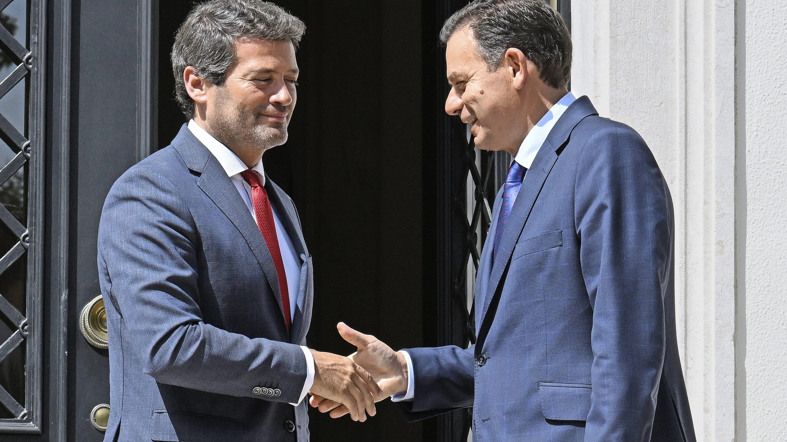 Rechtsruck: Von der Brandmauer ist in Portugal nicht viel übrig Rechtsruck: Von der Brandmauer ist in Portugal nicht viel übrig