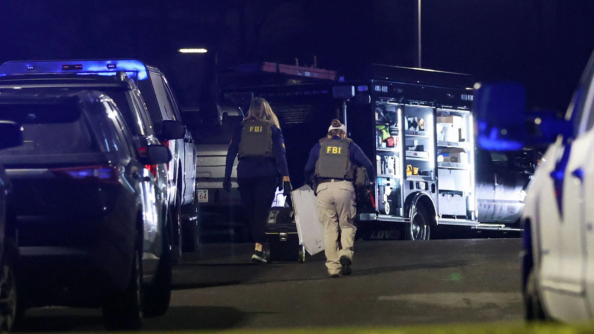 Schüsse an US-Elite-UNI: Ermittler finden Leiche des mutmaßlichen Schützen Schüsse an US-Elite-UNI: Ermittler finden Leiche des mutmaßlichen Schützen