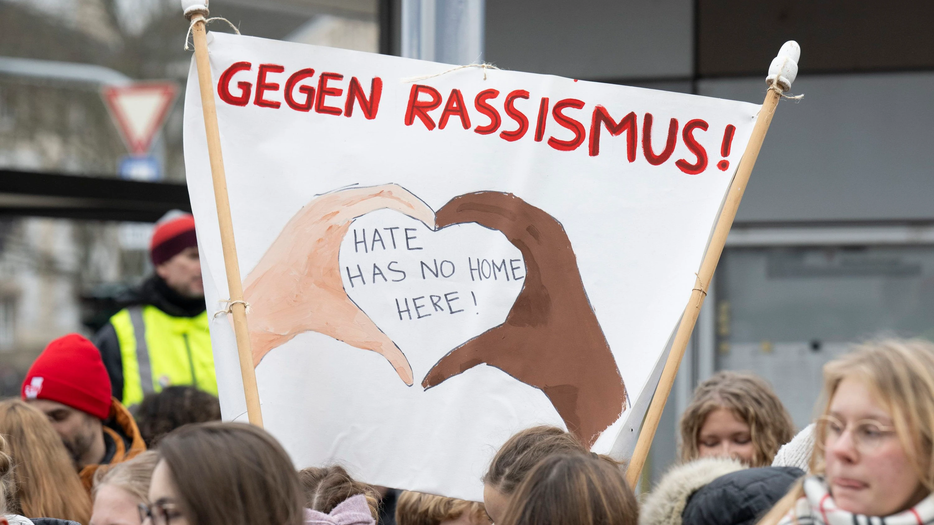 Protest gegen AfD-Jugend: „In Gießen steht die Mitte der Gesellschaft auf“
