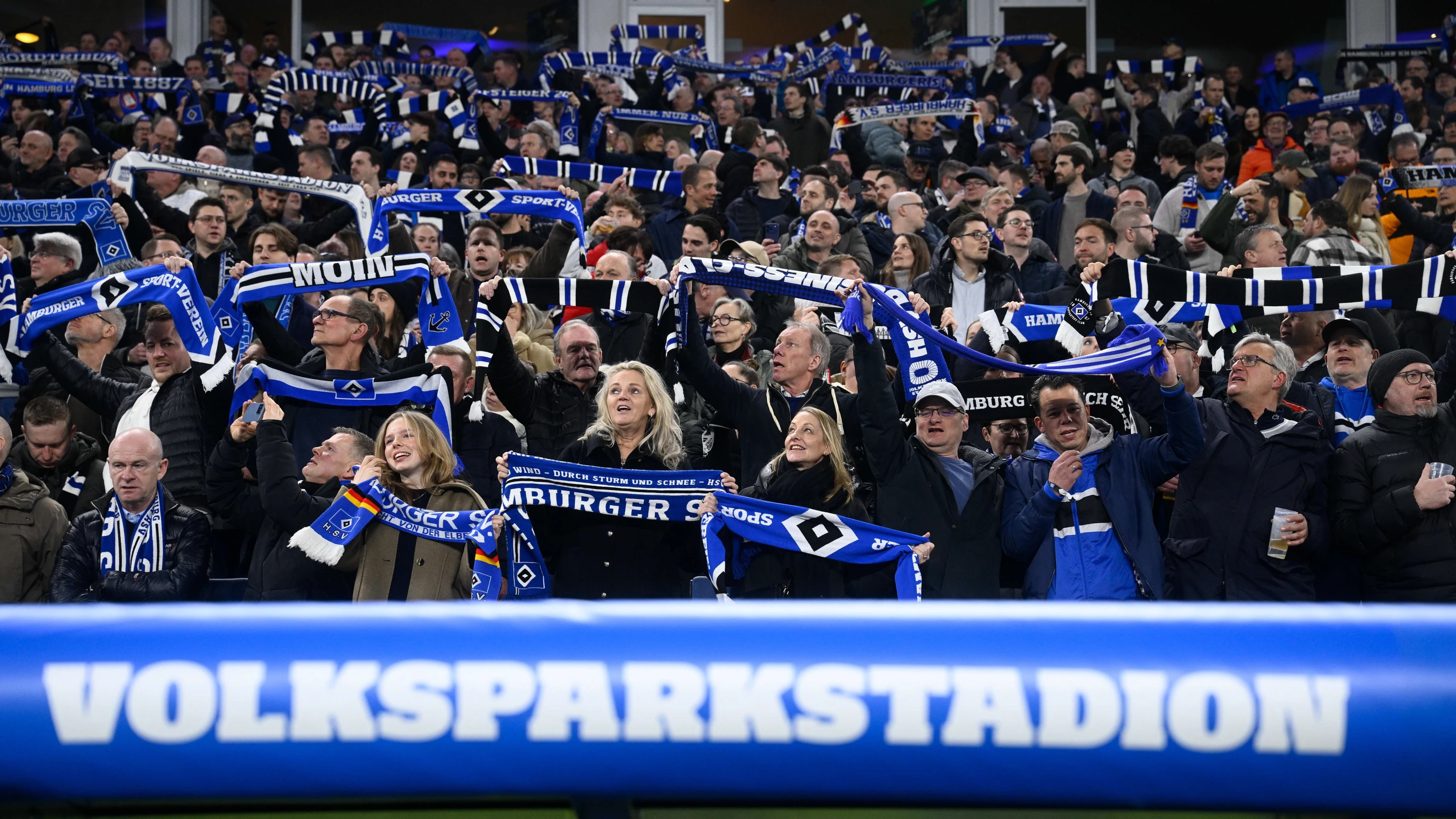 182 Millionen Euro: Beim HSV zahlt sich die Strahlkraft aus 182 Millionen Euro: Beim HSV zahlt sich die Strahlkraft aus