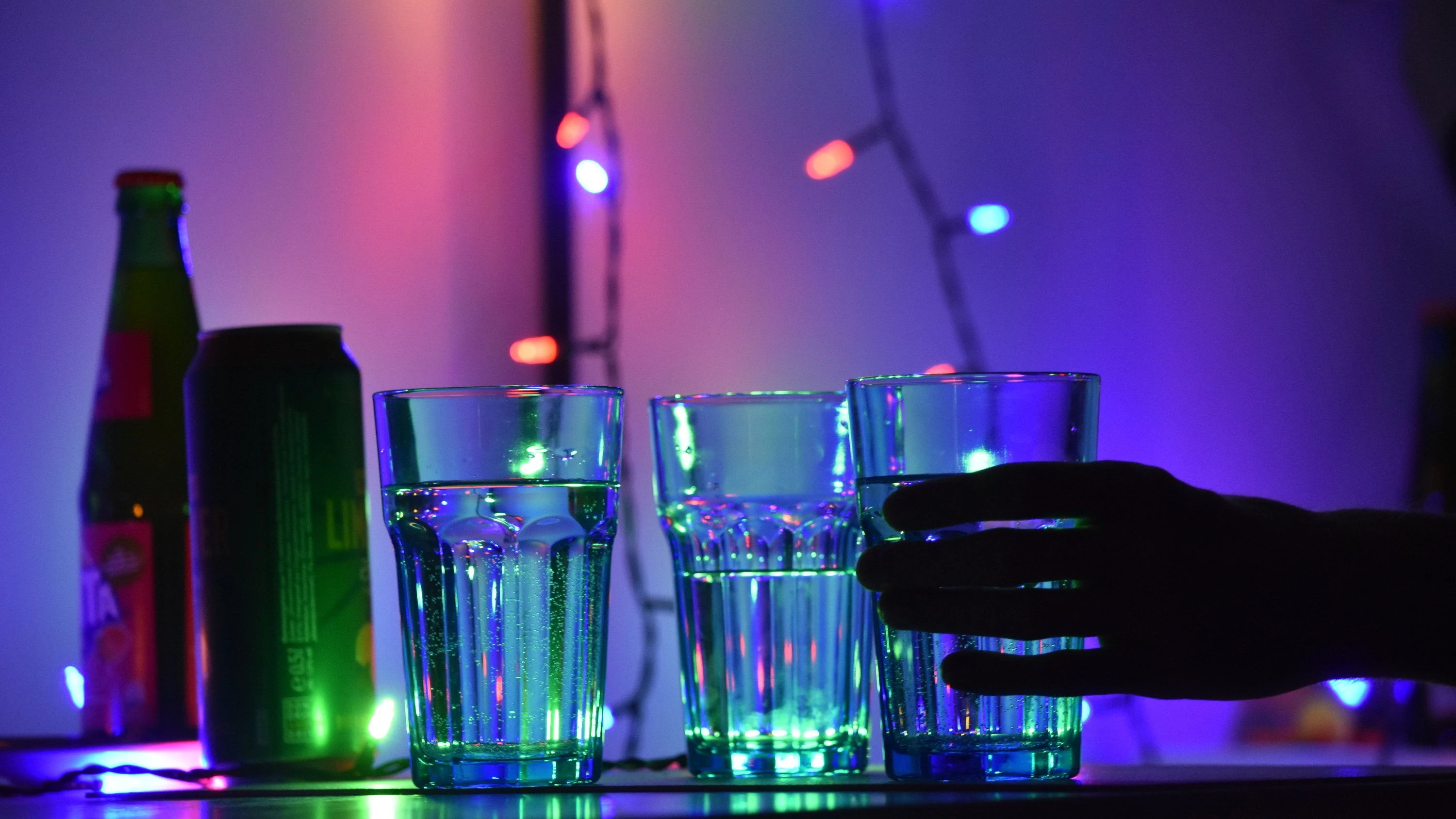 K.-o.-Tropfen: Das schwarze Loch im Glas