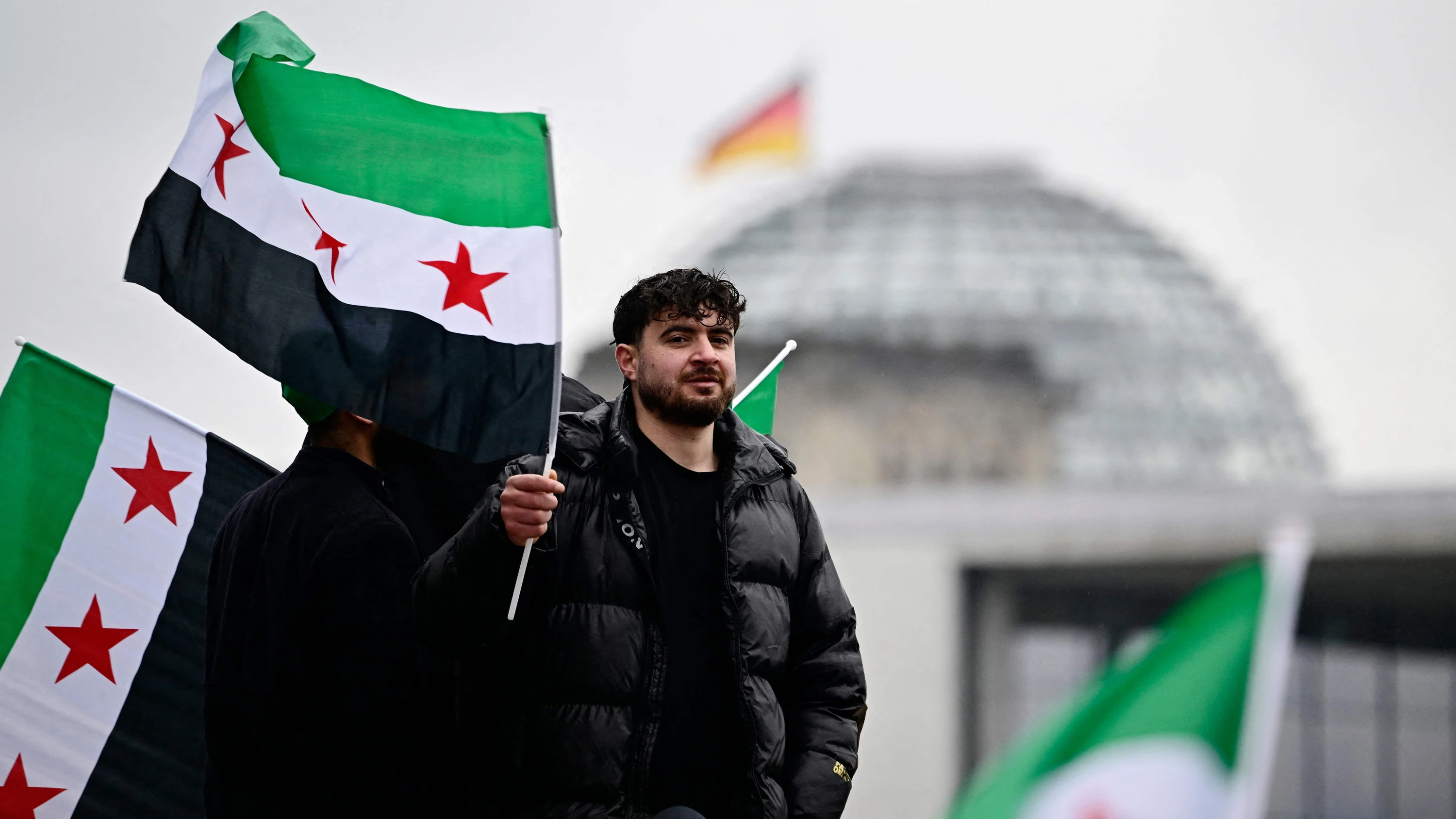 Bild: Syrer in Deutschland: Wer den deutschen Pass hat, darf in jedem Fall bleiben