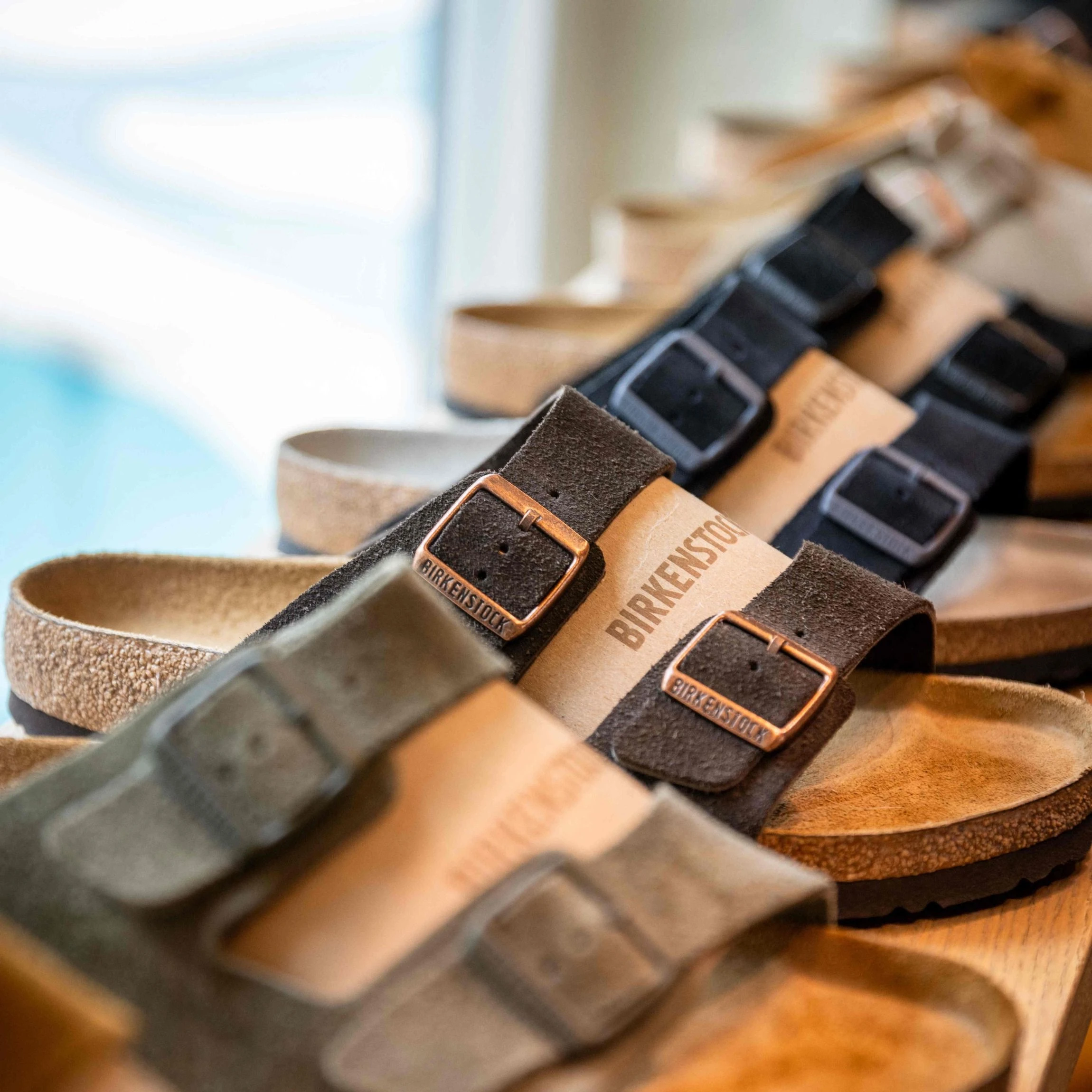 Börsengang an Wall Street: Birkenstock-Aktie günstiger als gedacht | FAZ