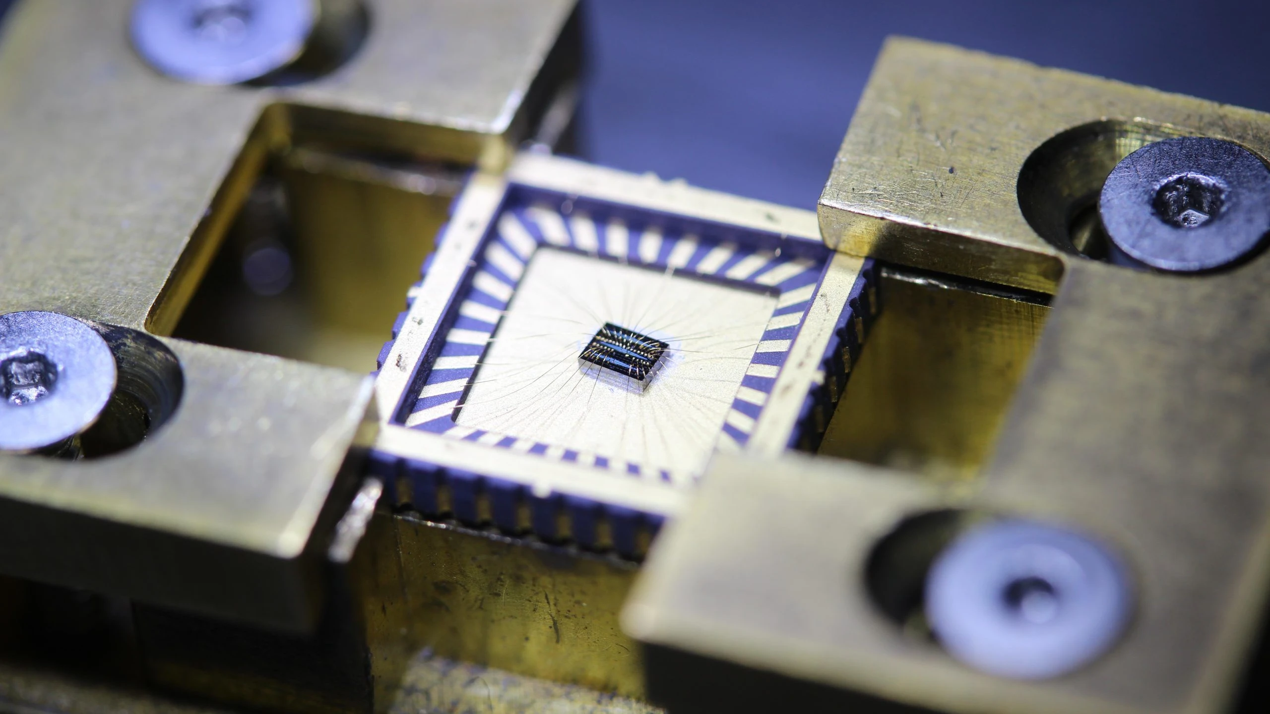 Bild: Quantencomputing: Ein robuster Quantenchip aus Silizium