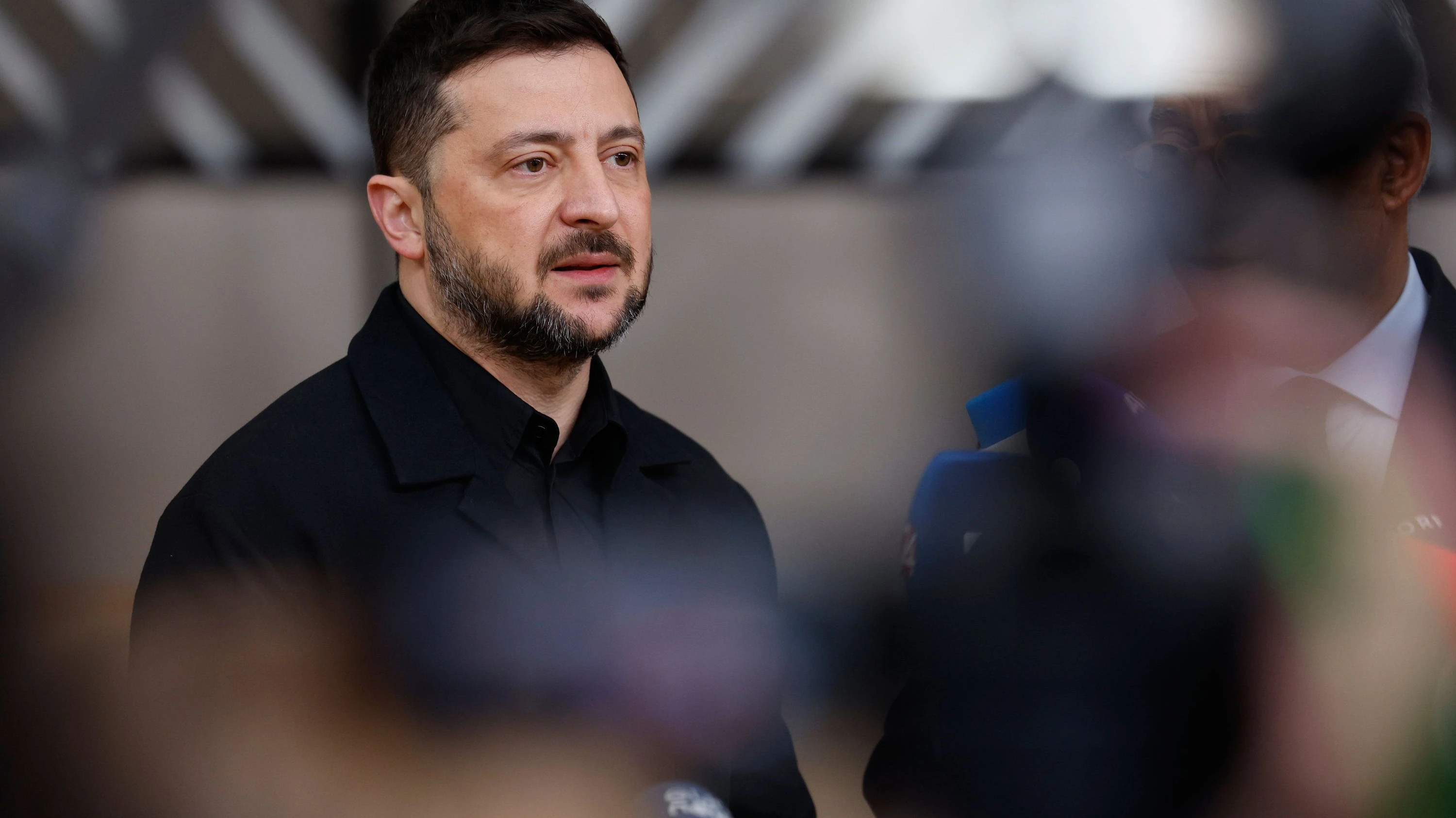 Krieg in der Ukraine: Selenskyj ordnet Energieimporte an