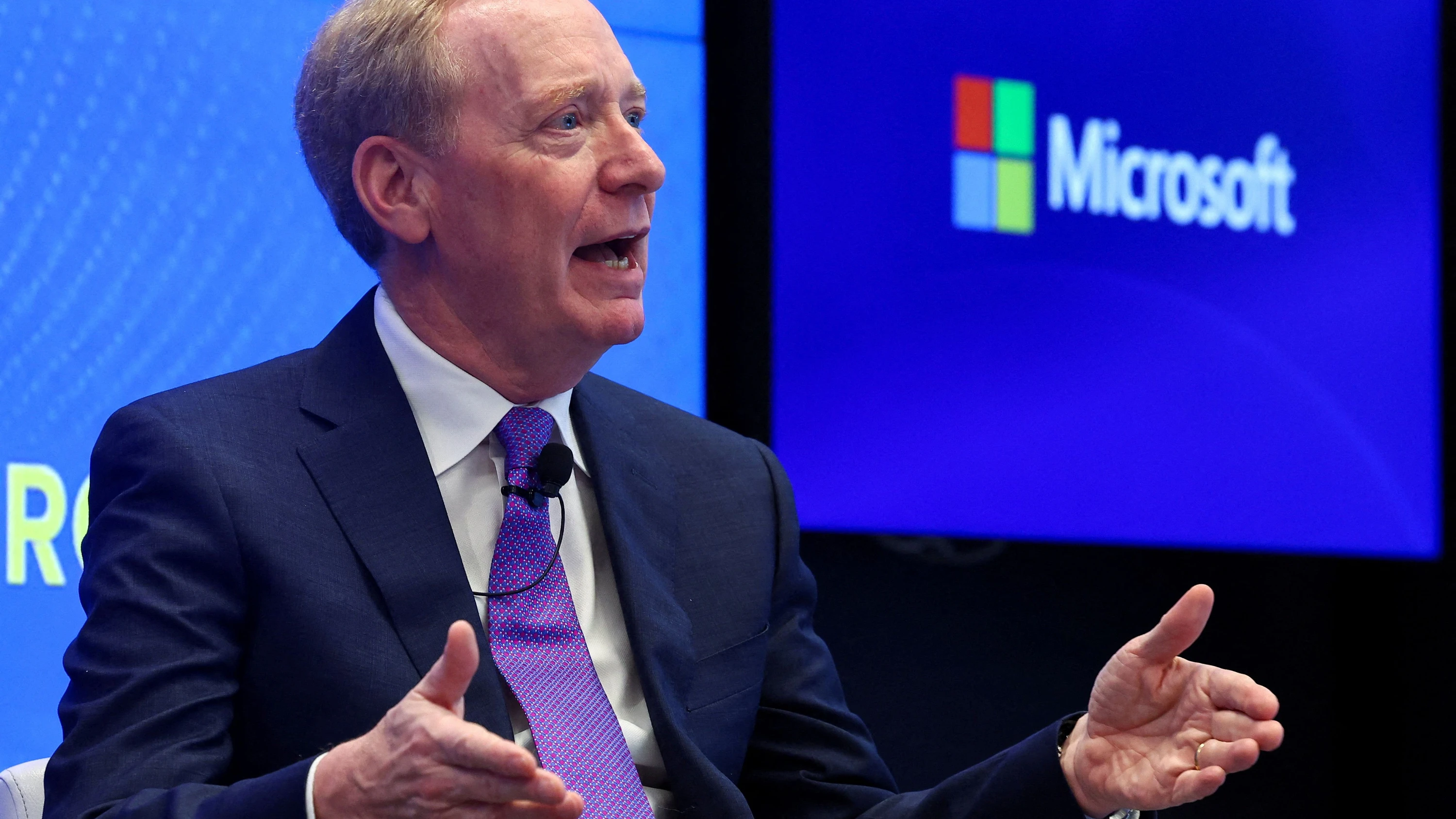 Business-Ticker: Microsoft-Präsident Smith: Milch wird strenger kontrolliert als KI