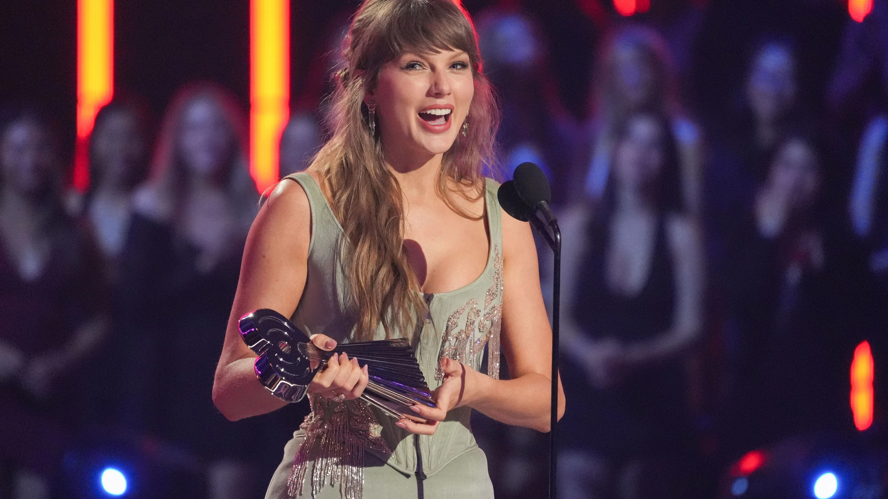 Business-Ticker: Bill Ackman bietet rund 56 Milliarden Euro für Universal Music