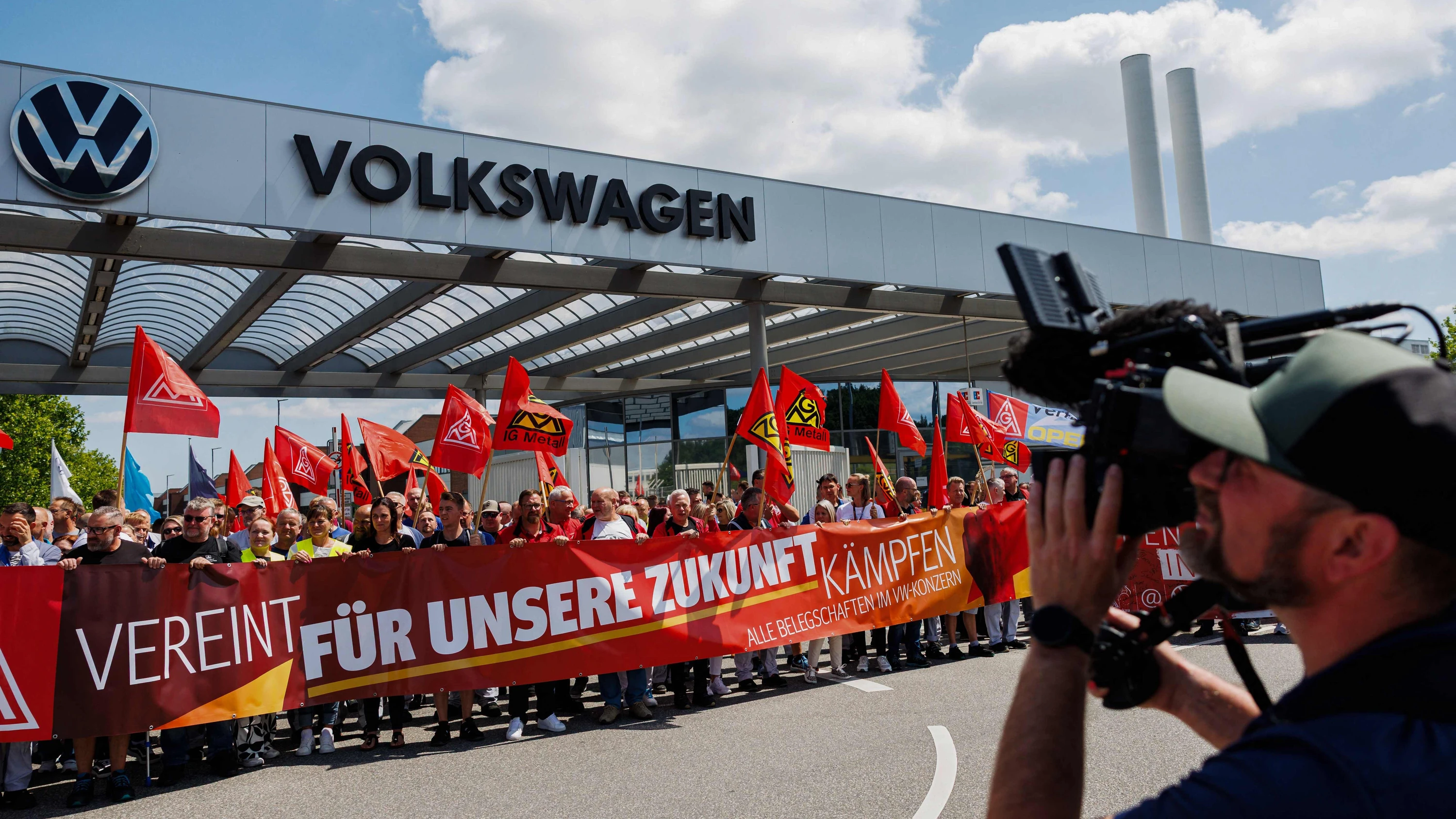 Autokonzern in der Krise: Sachsen ergreift die Initiative – Rettungsplan für die VW-Standorte gefordert