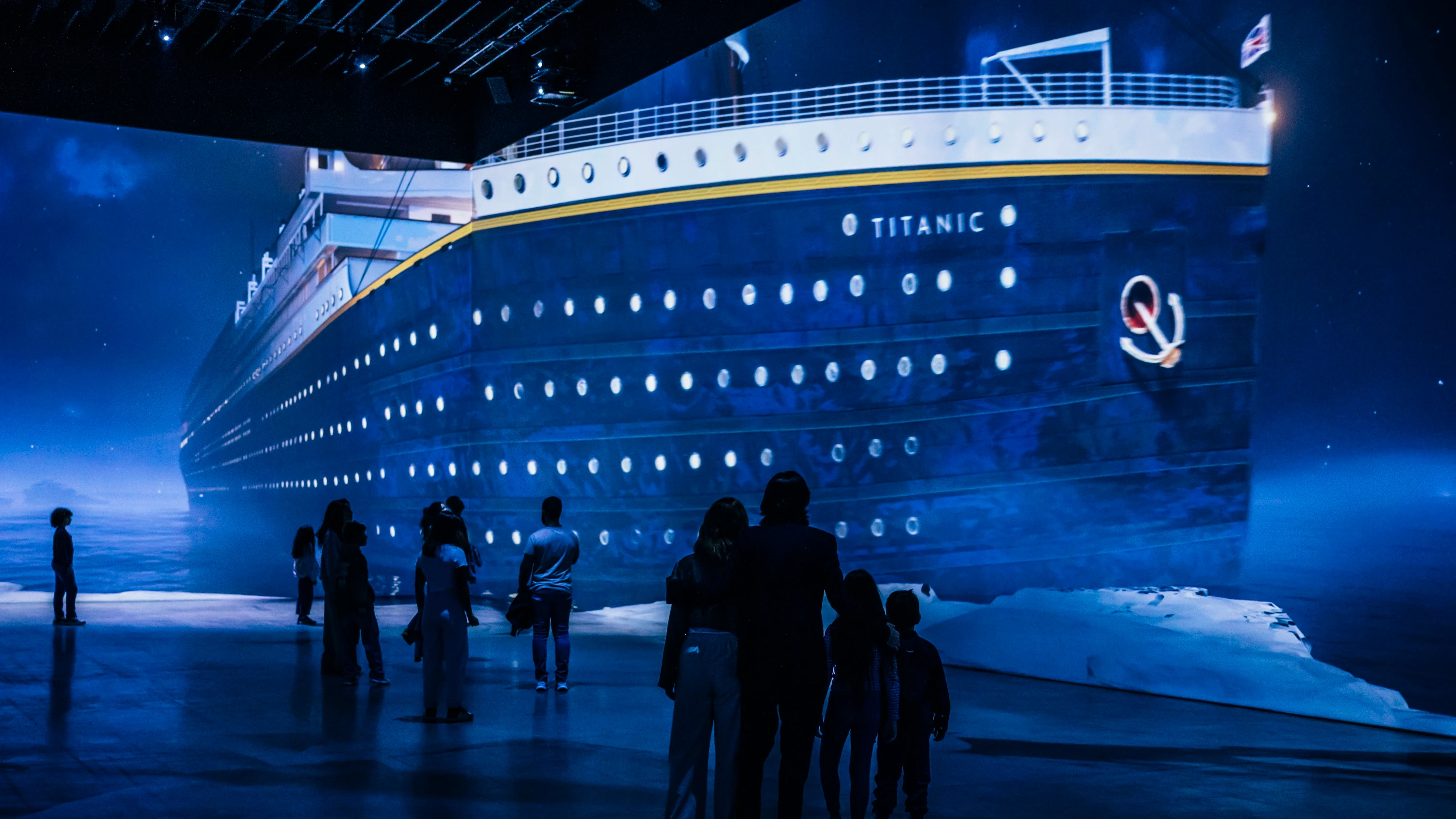 Multimediale Ausstellung: Einmal durch die Titanic spazieren